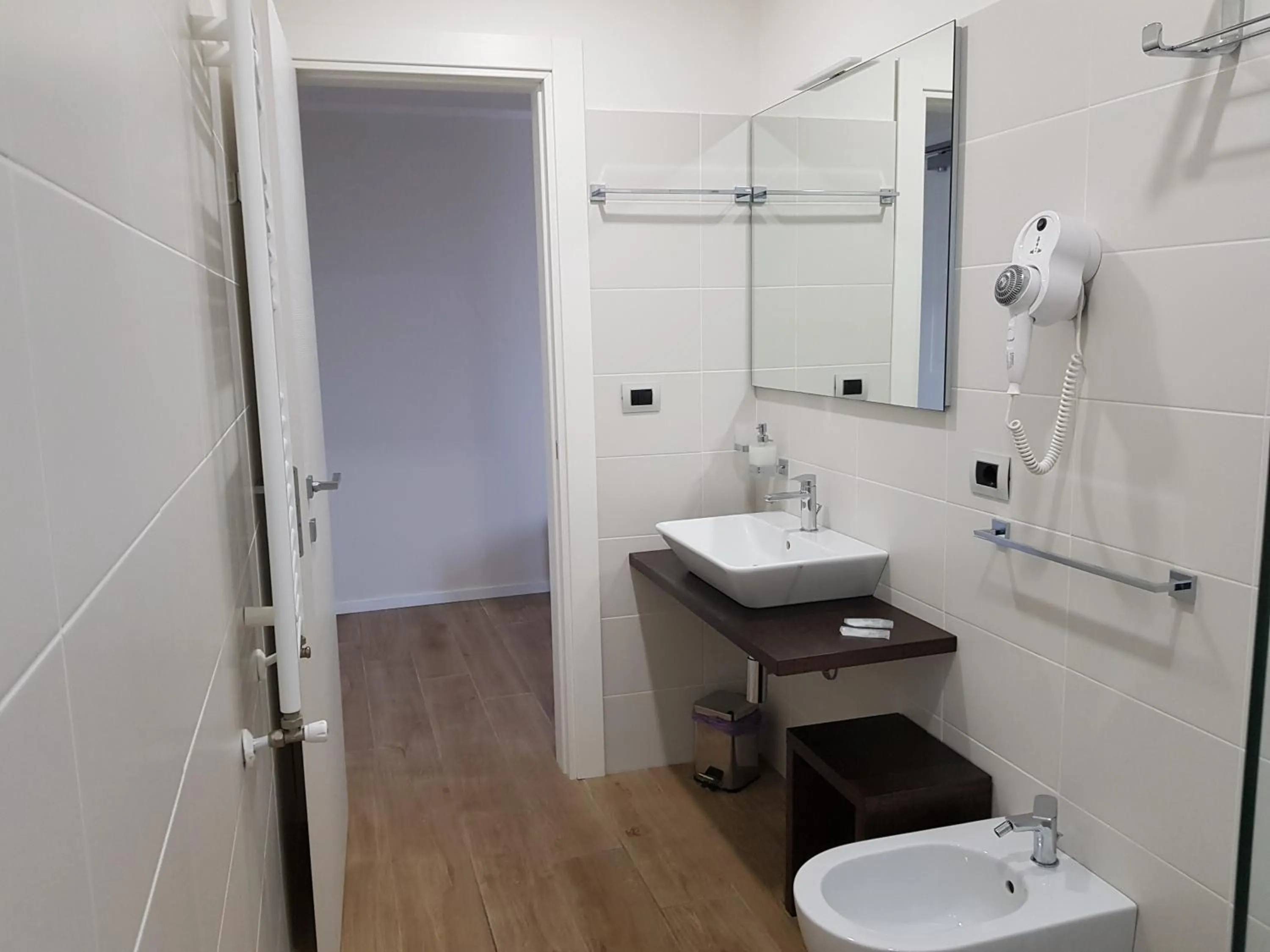 Shower in La Porta del Sole Hotel & Village