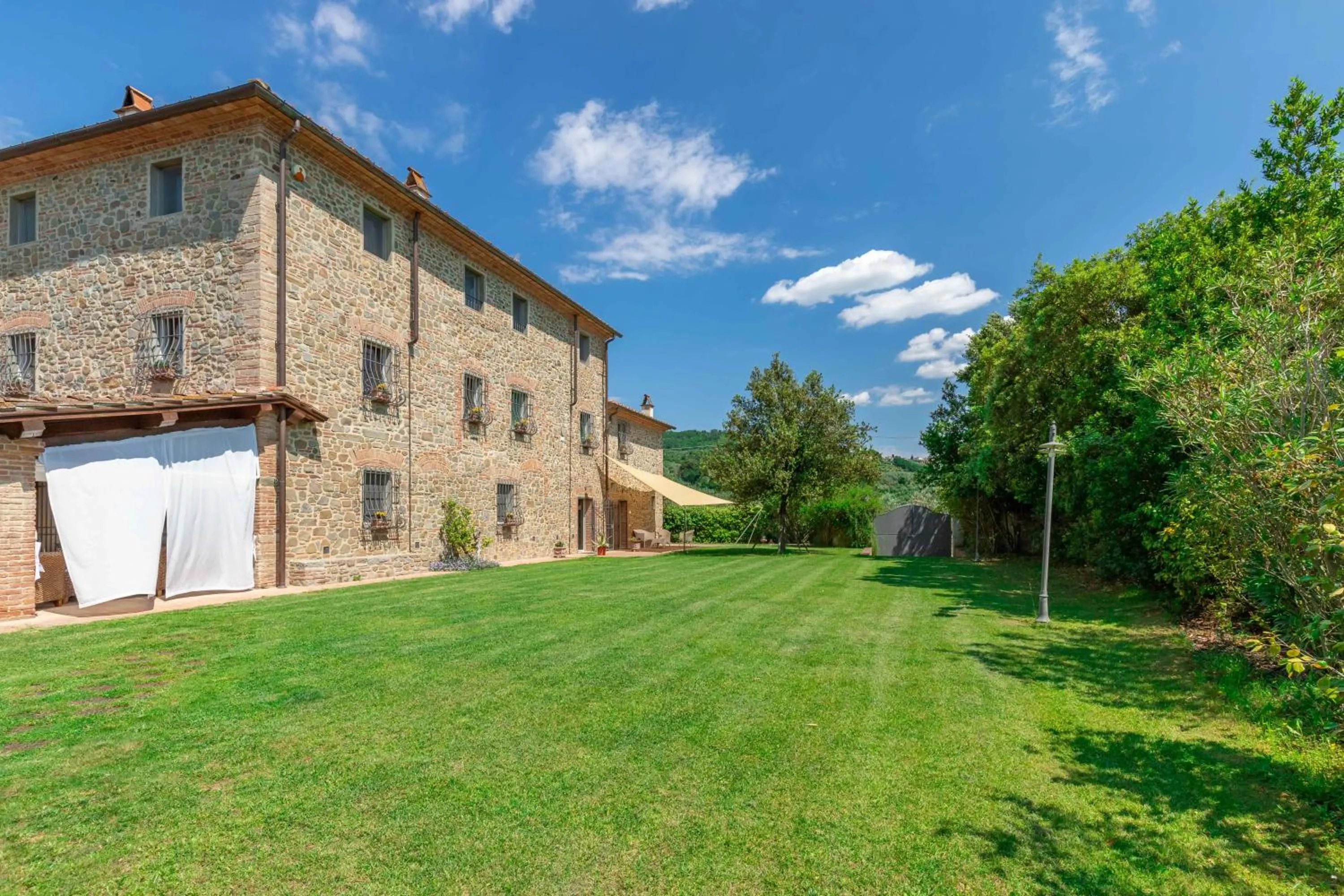 Property building in La Casa Medioevale