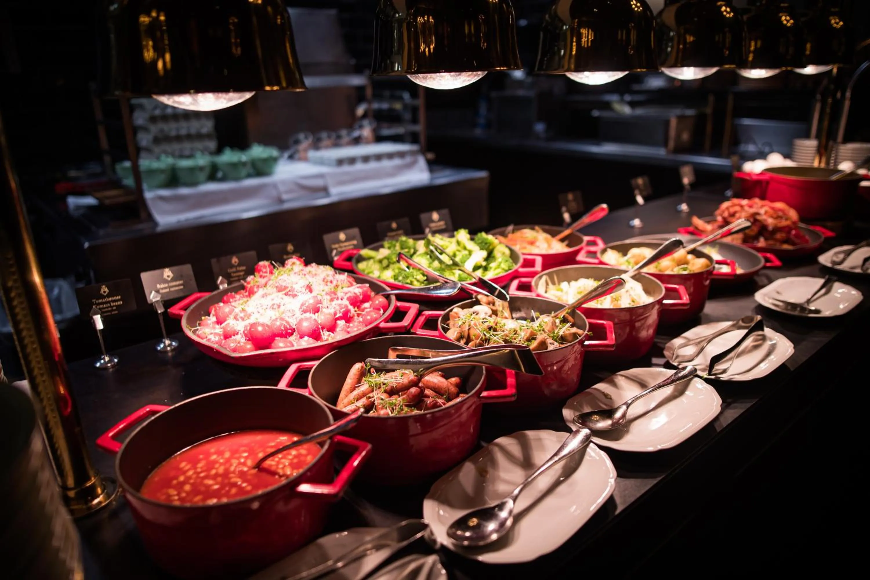 Buffet breakfast in Hotel Bristol