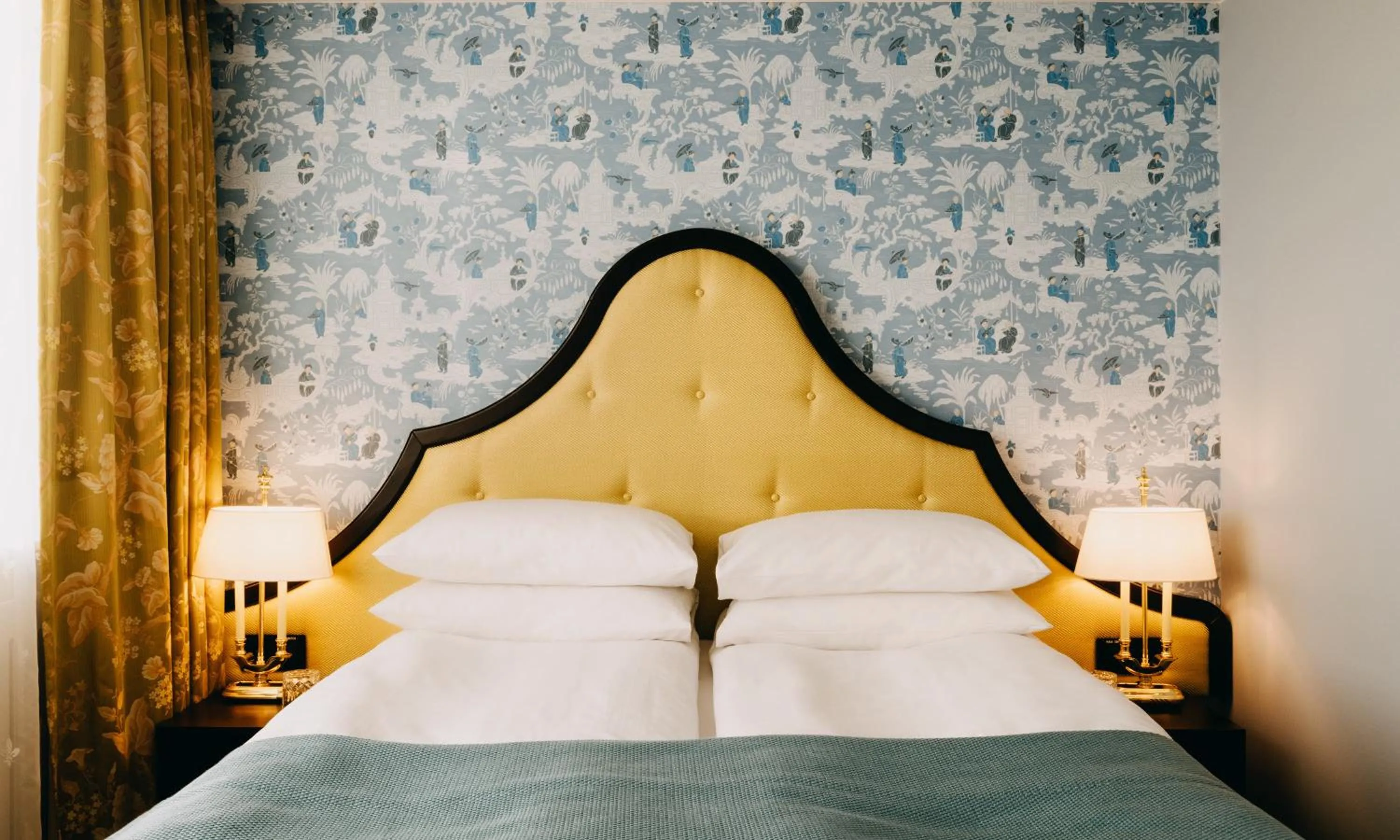 Bed in Hotel Bristol