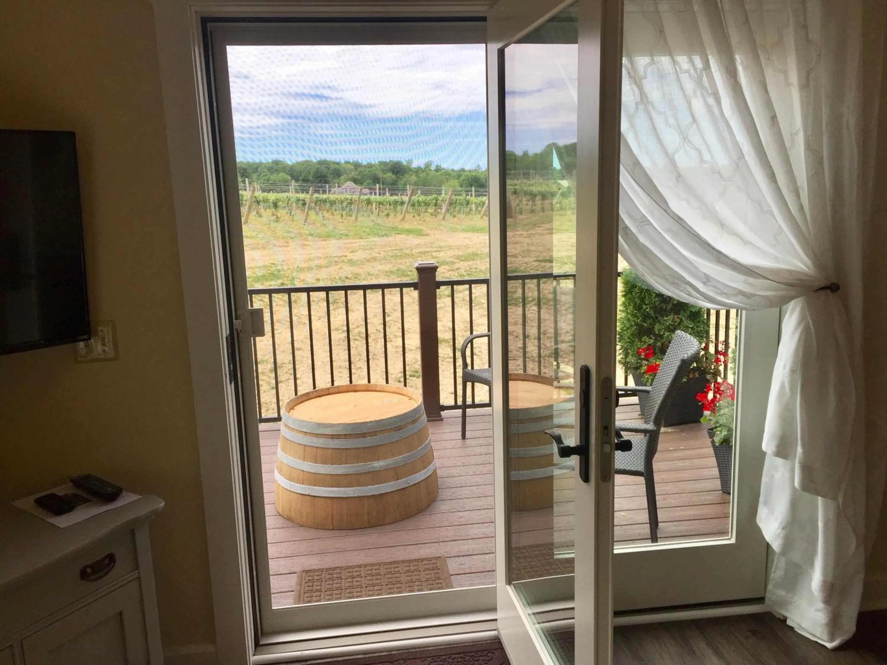 Decorative detail in Vineyard Woods