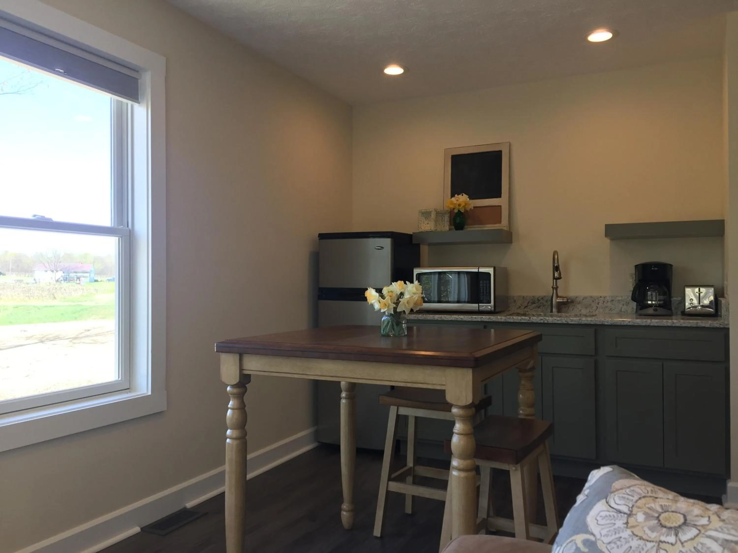 Food and drinks in Vineyard Woods