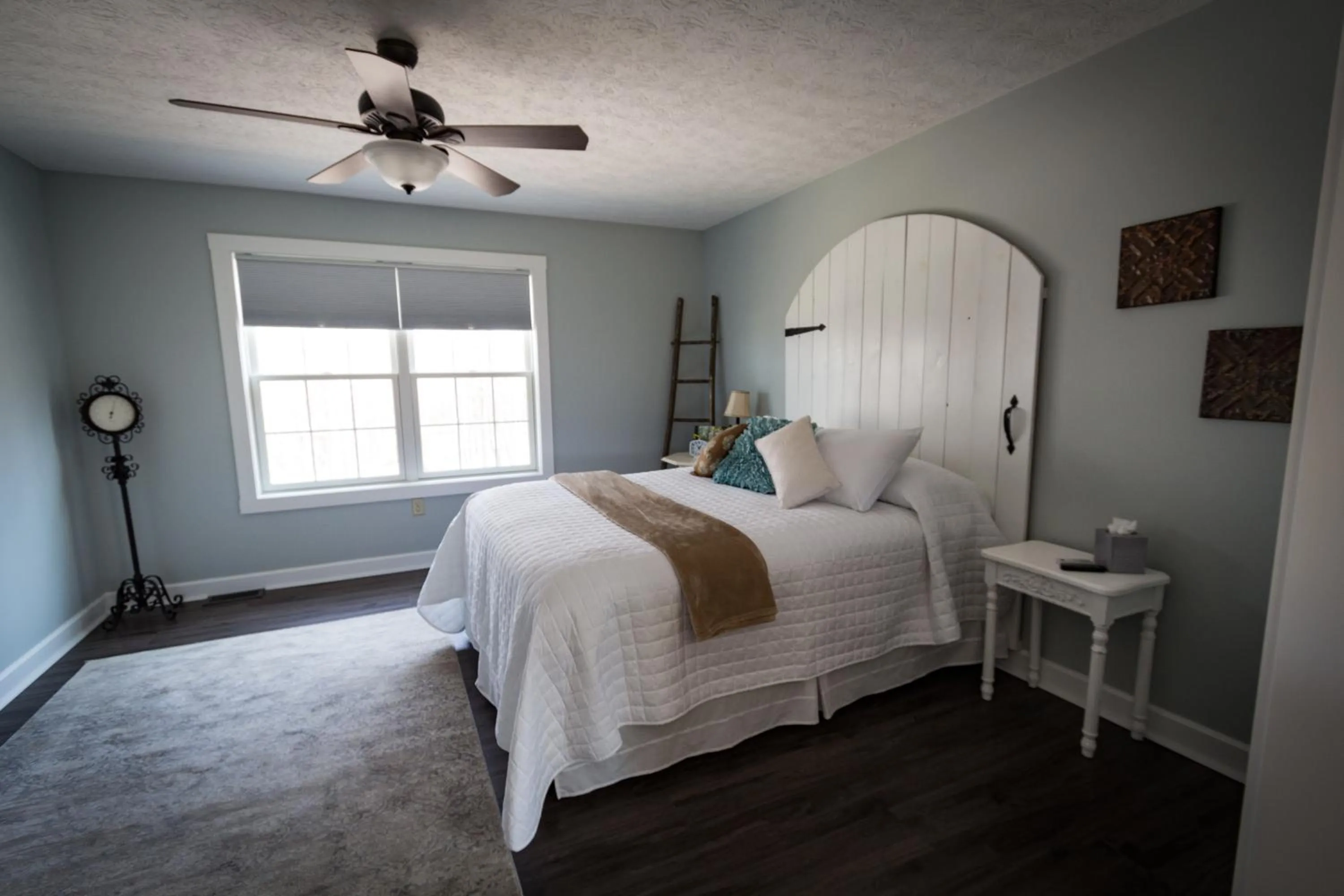 Bed in Vineyard Woods