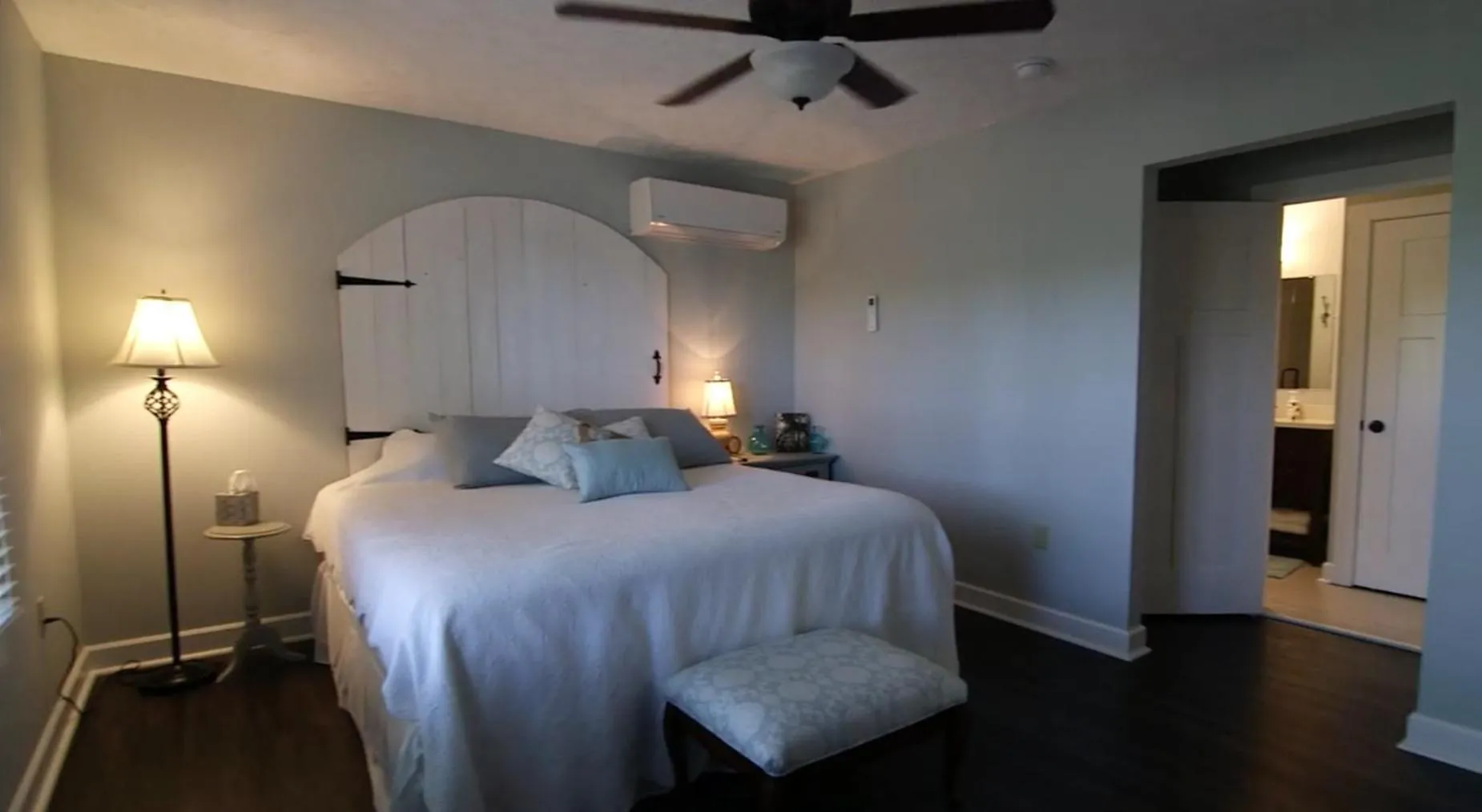 Bed in Vineyard Woods