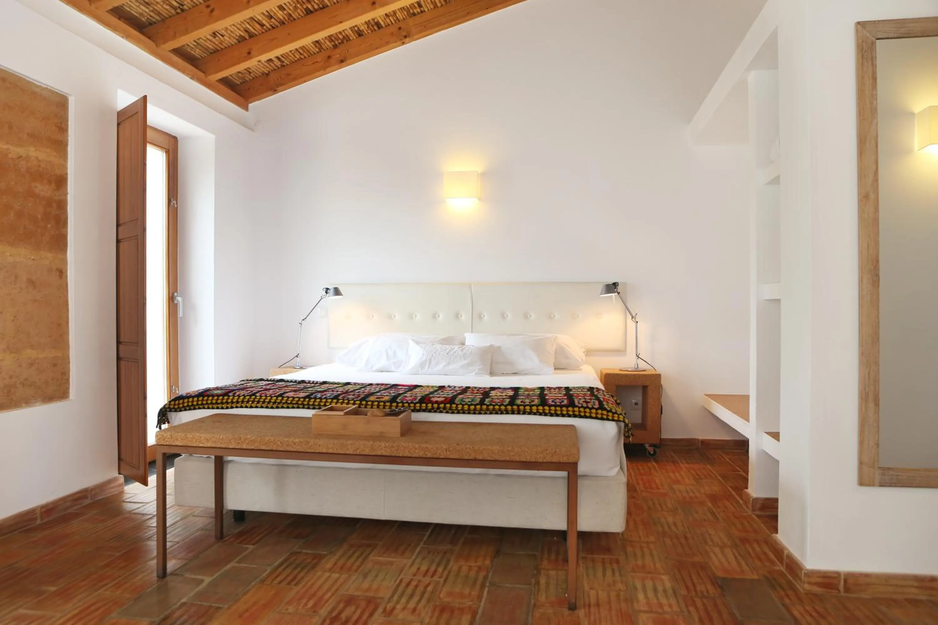 Photo of the whole room, Bed in Monte Da Vilarinha