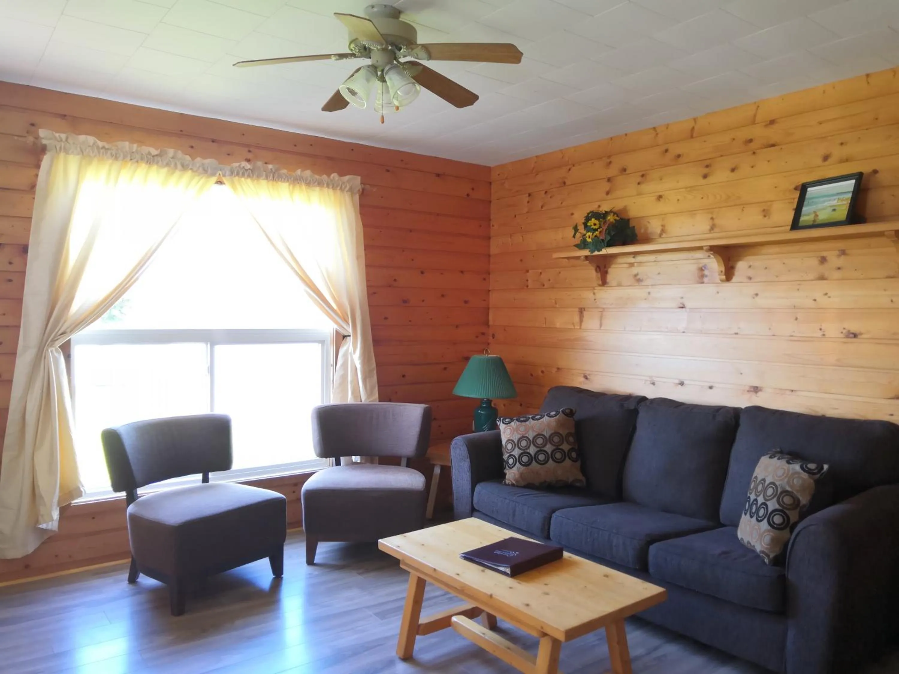 Cavendish Country Inn & Cottages