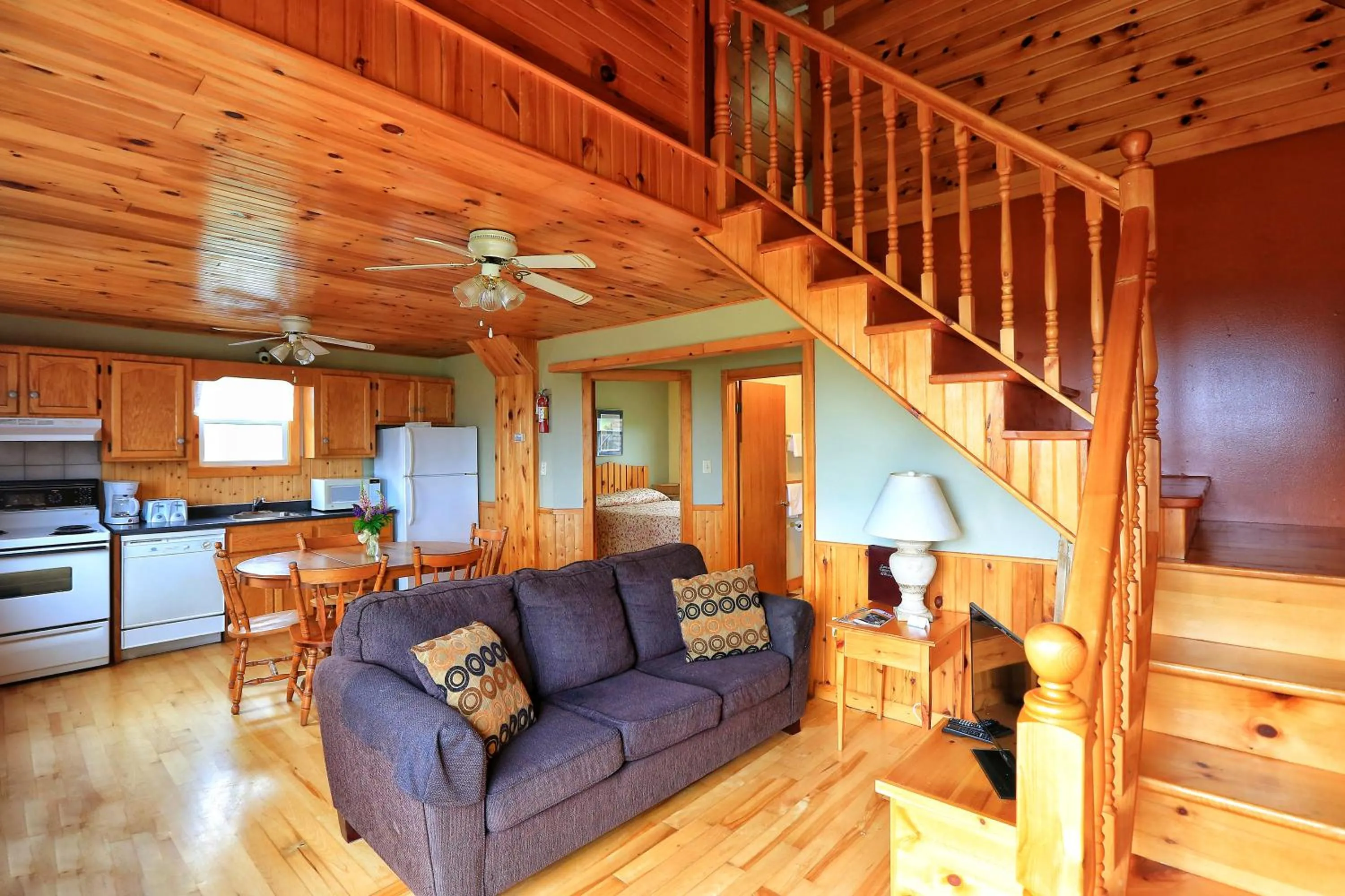 Cavendish Country Inn & Cottages