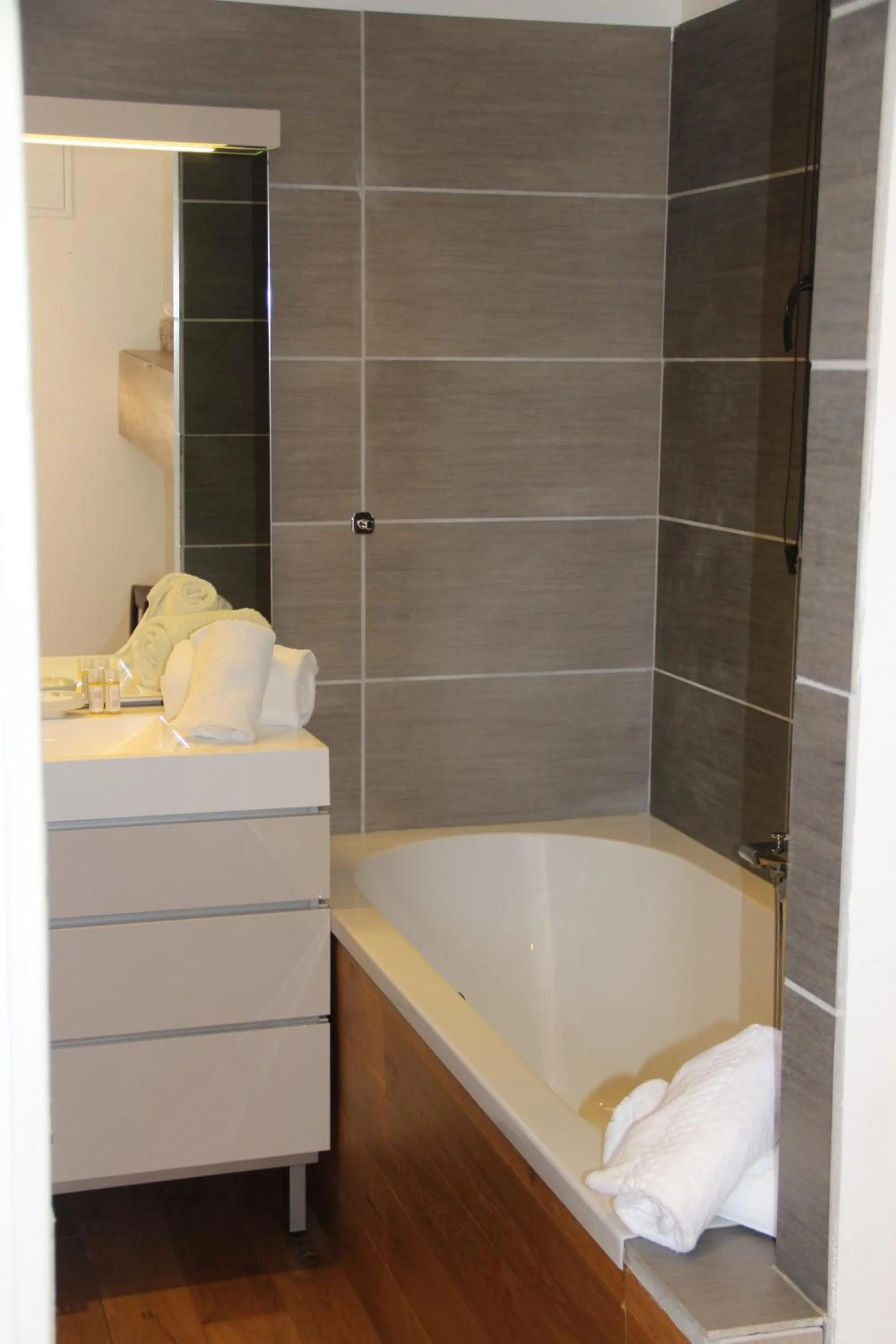 Bathroom in Hotel Les Hauts de Porto-Vecchio