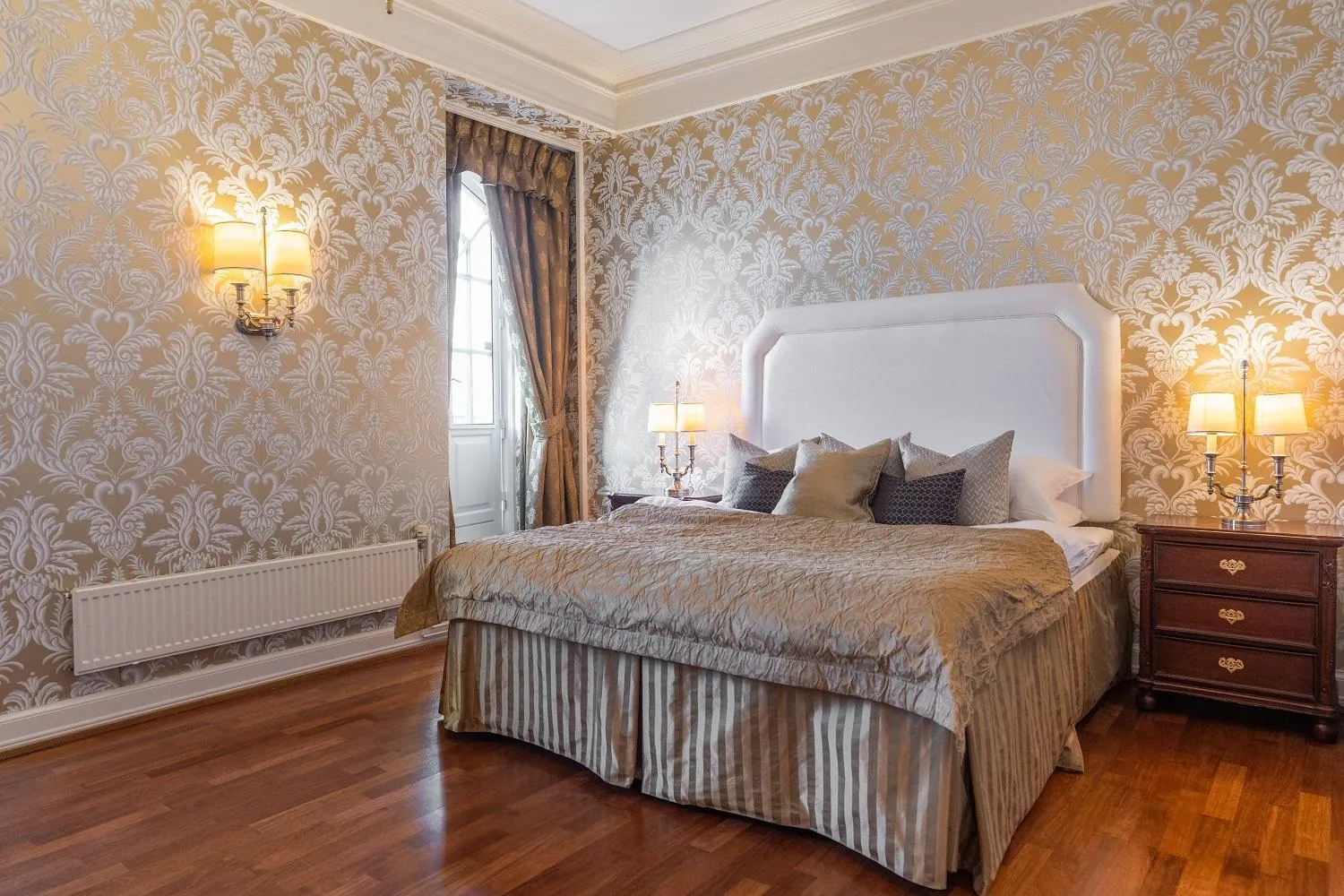 Bed in Grand Hotel Oslo