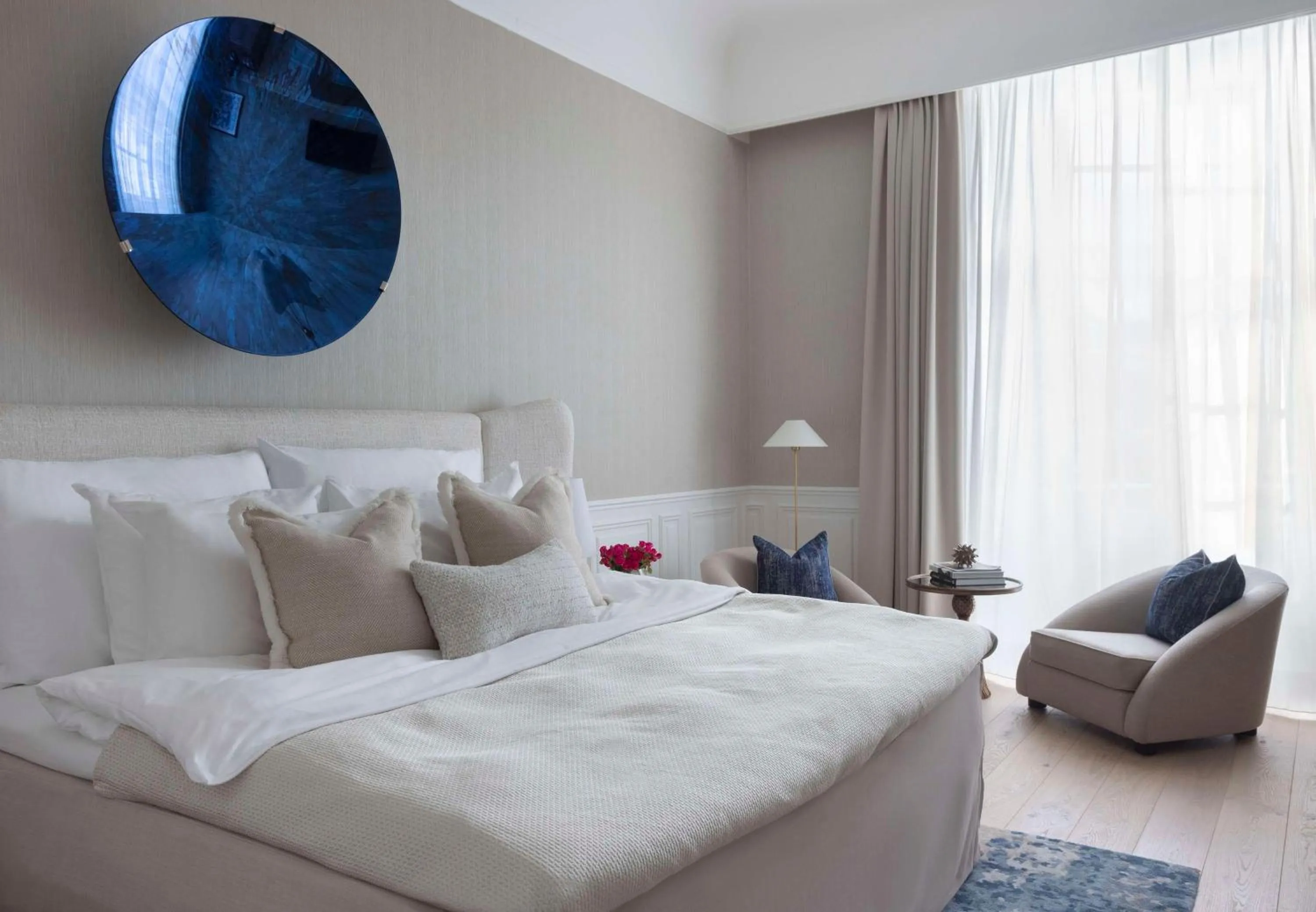 Bedroom, Bed in Grand Hotel Oslo