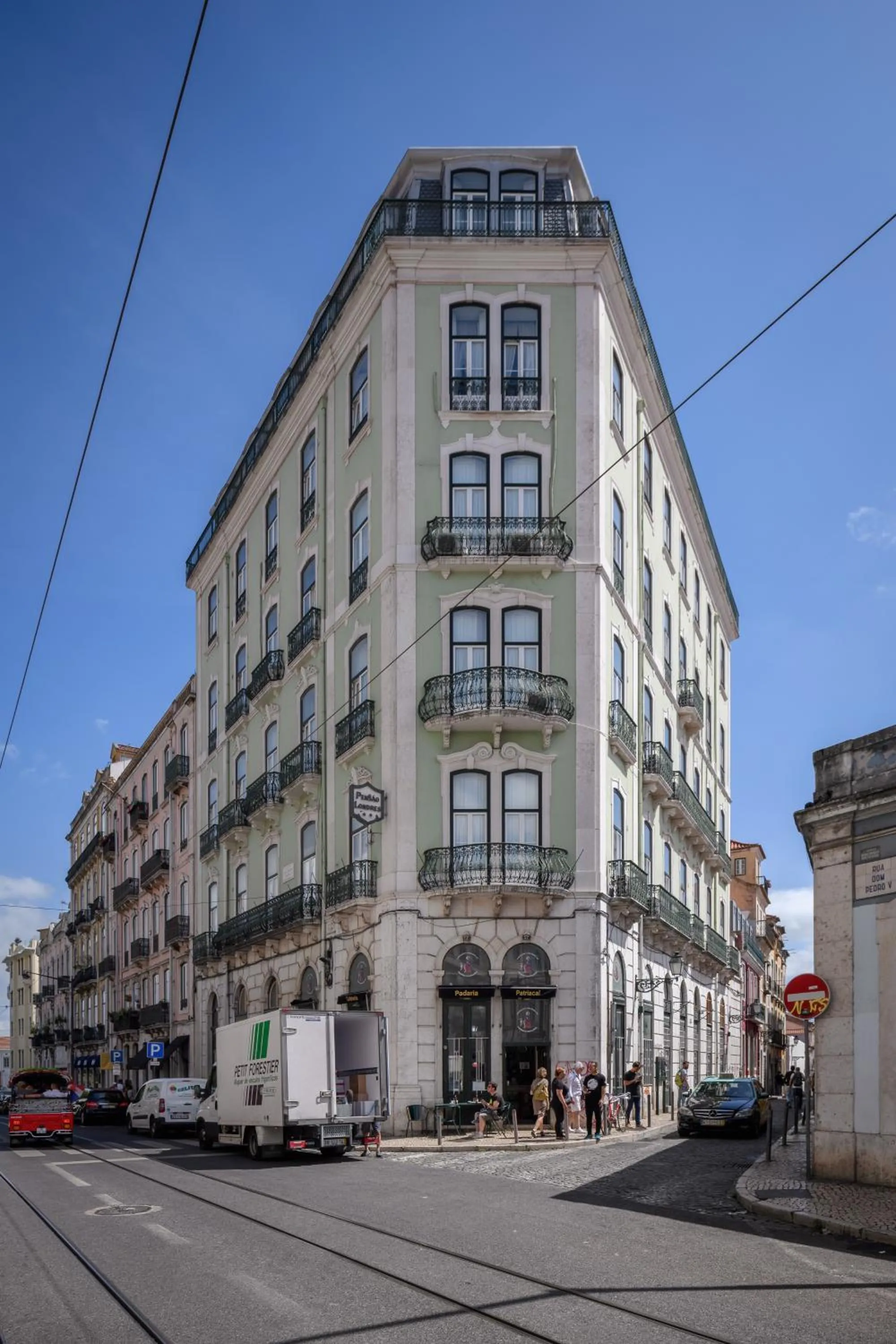 Property building in Pensão Londres