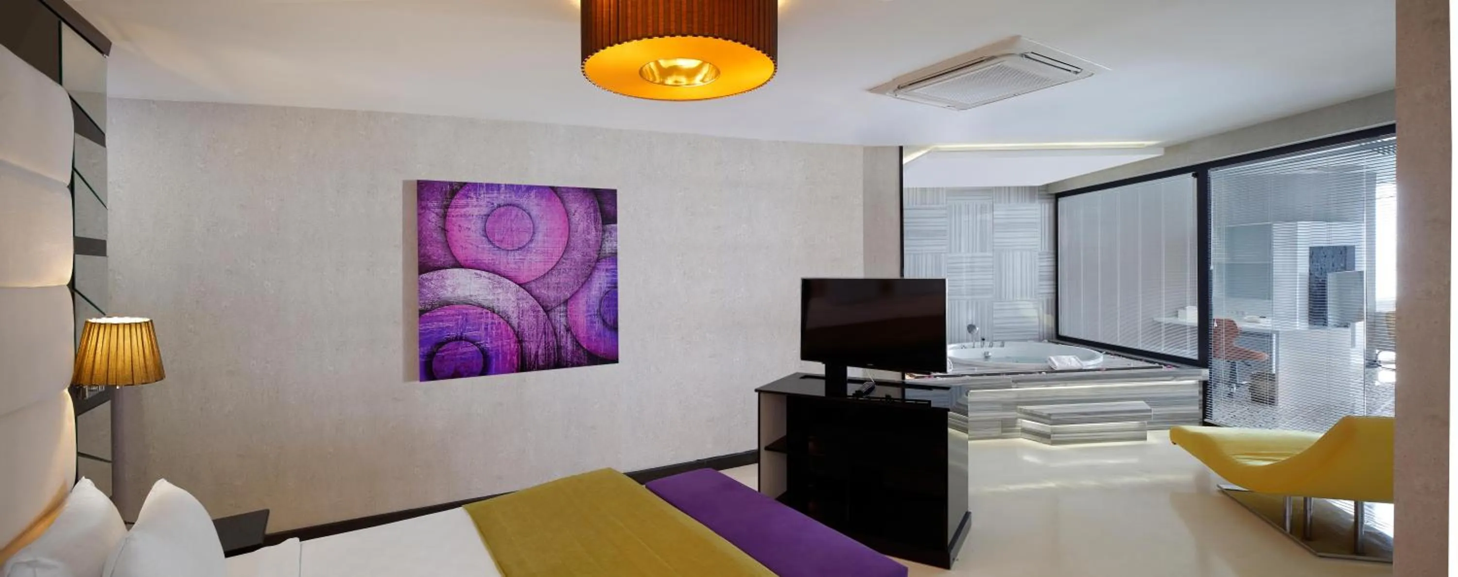 Bed in Sianji Well-Being Resort