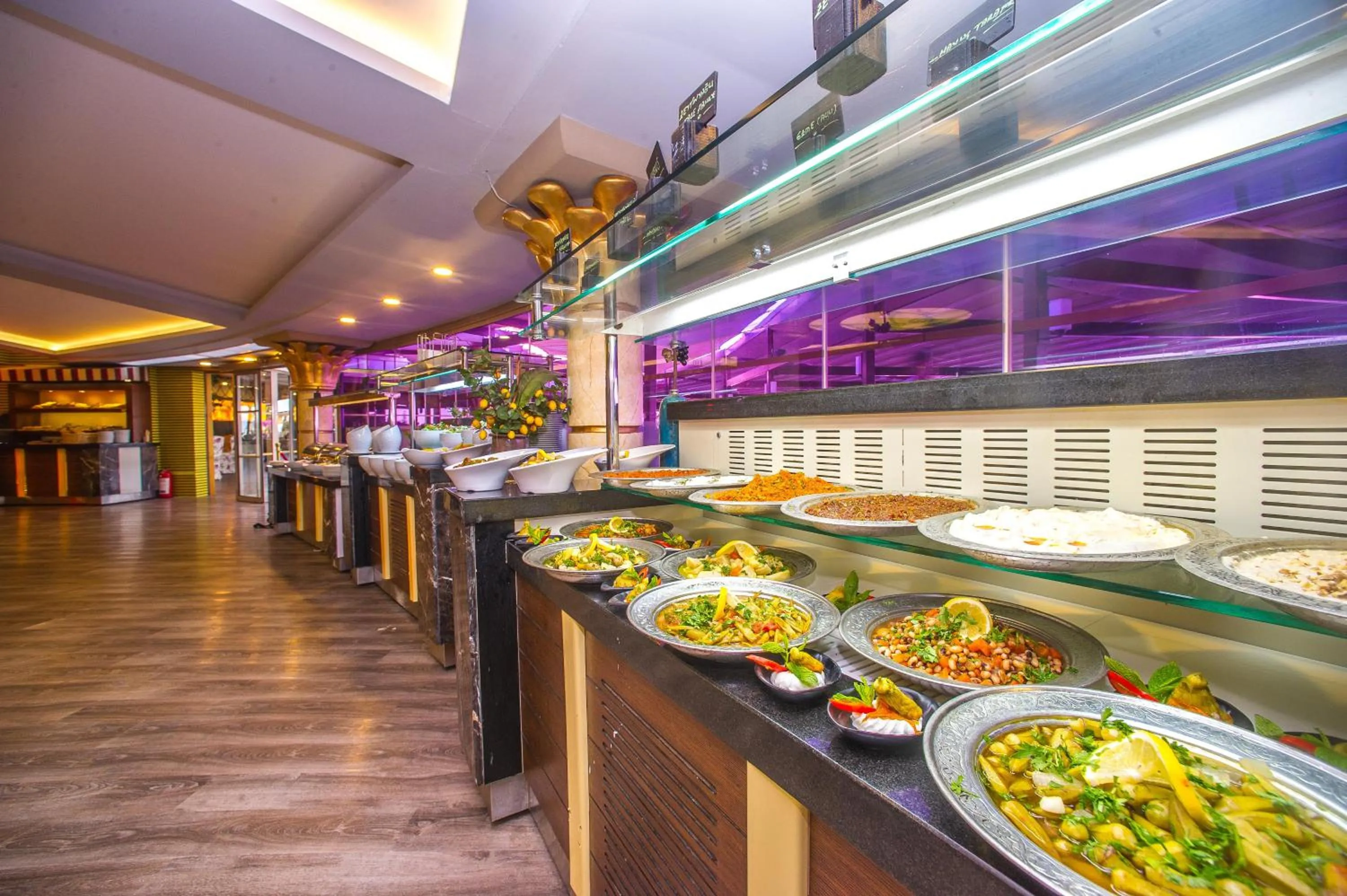 Restaurant/places to eat in Sianji Well-Being Resort