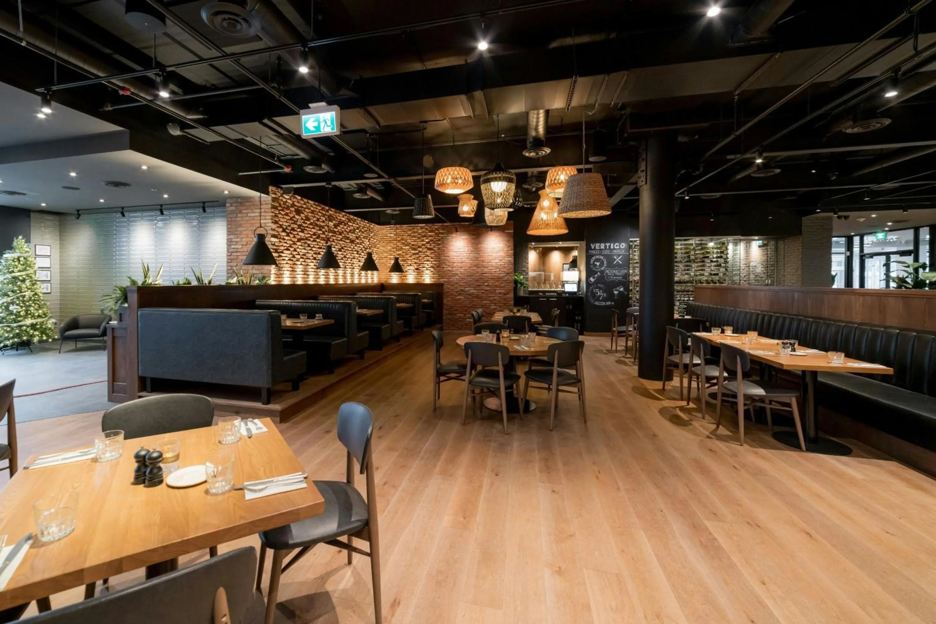 Restaurant/places to eat in Delta Hotels by Marriott Trois Rivieres Conference Centre