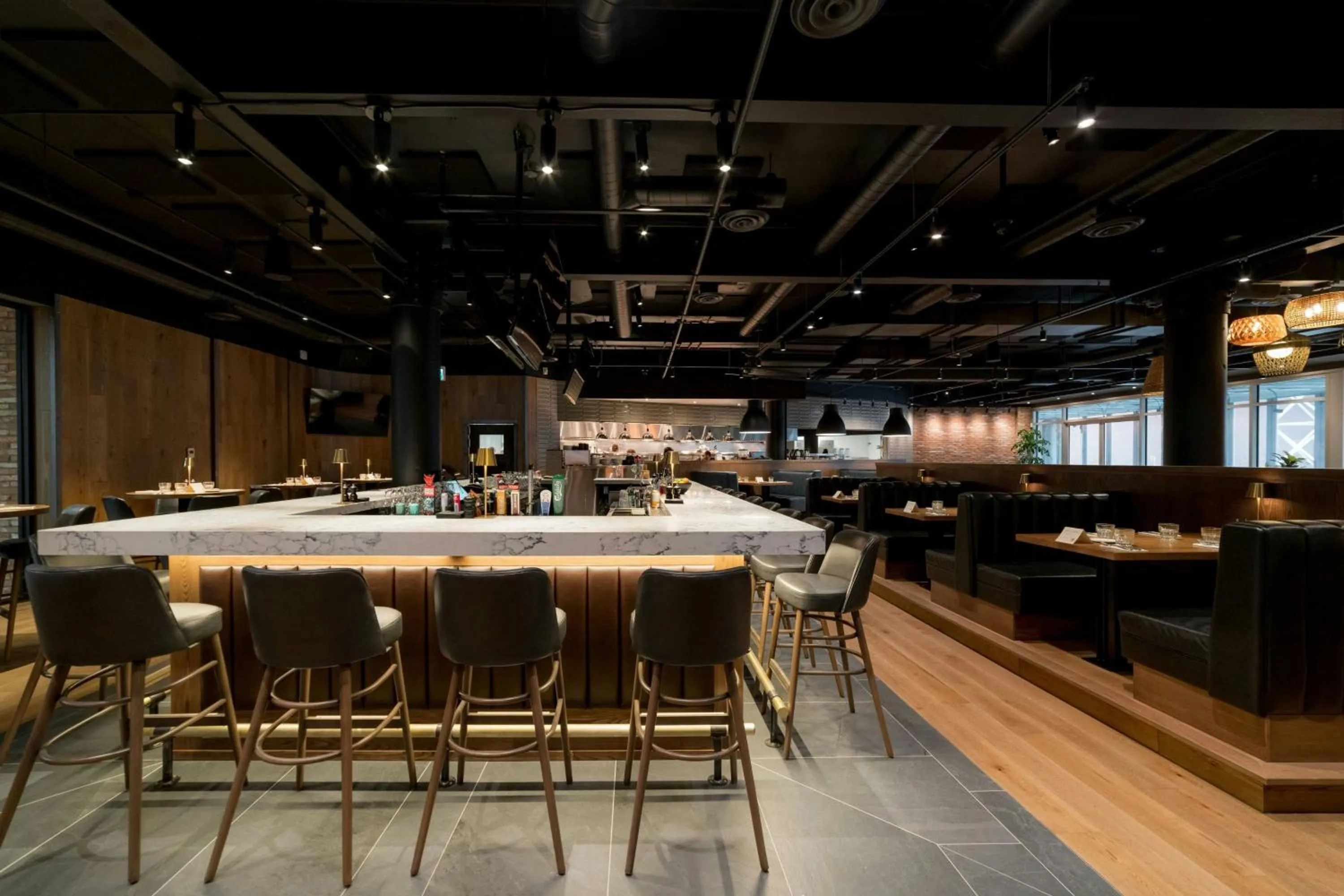 Lounge or bar in Delta Hotels by Marriott Trois Rivieres Conference Centre