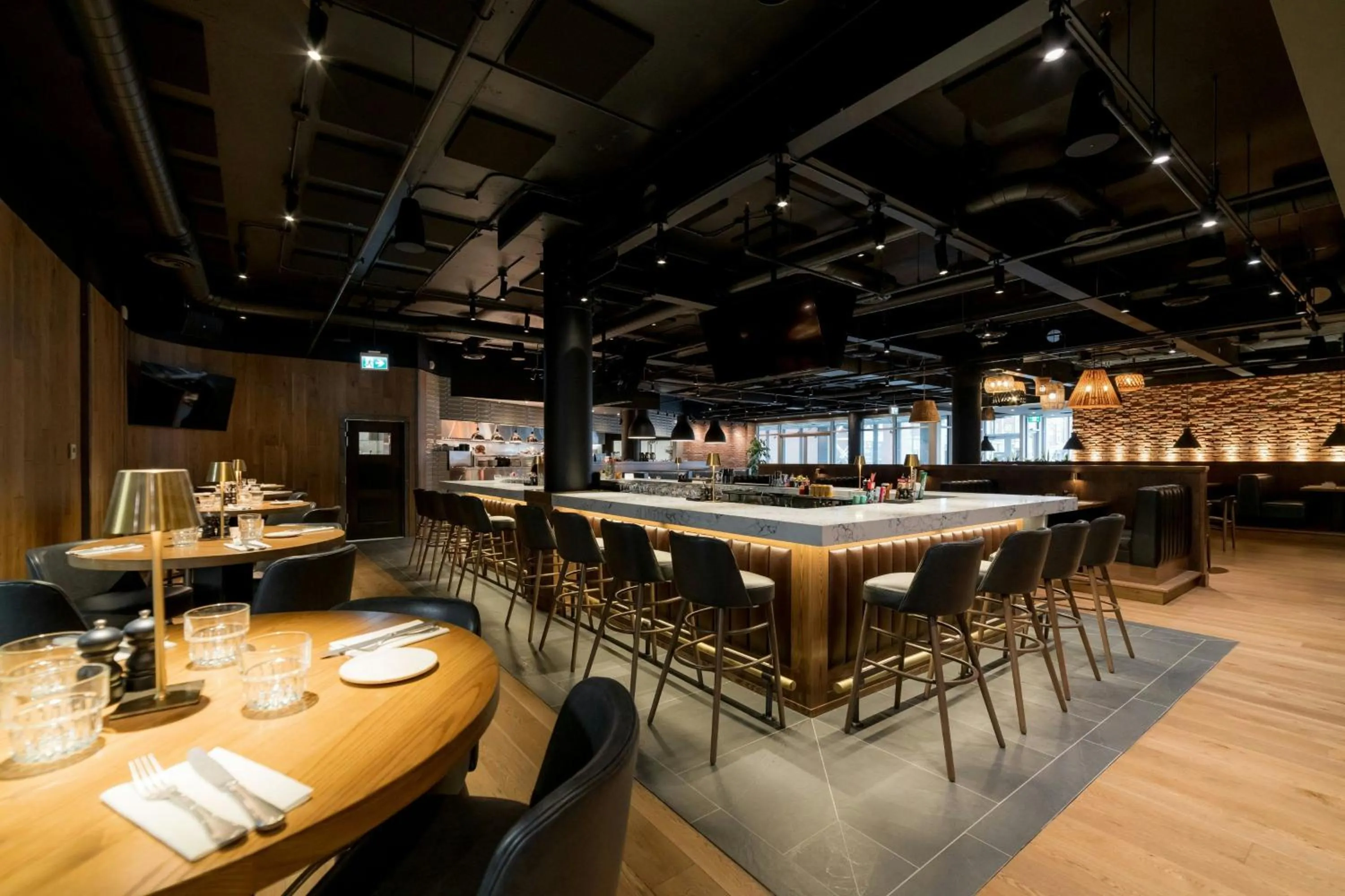 Restaurant/places to eat in Delta Hotels by Marriott Trois Rivieres Conference Centre