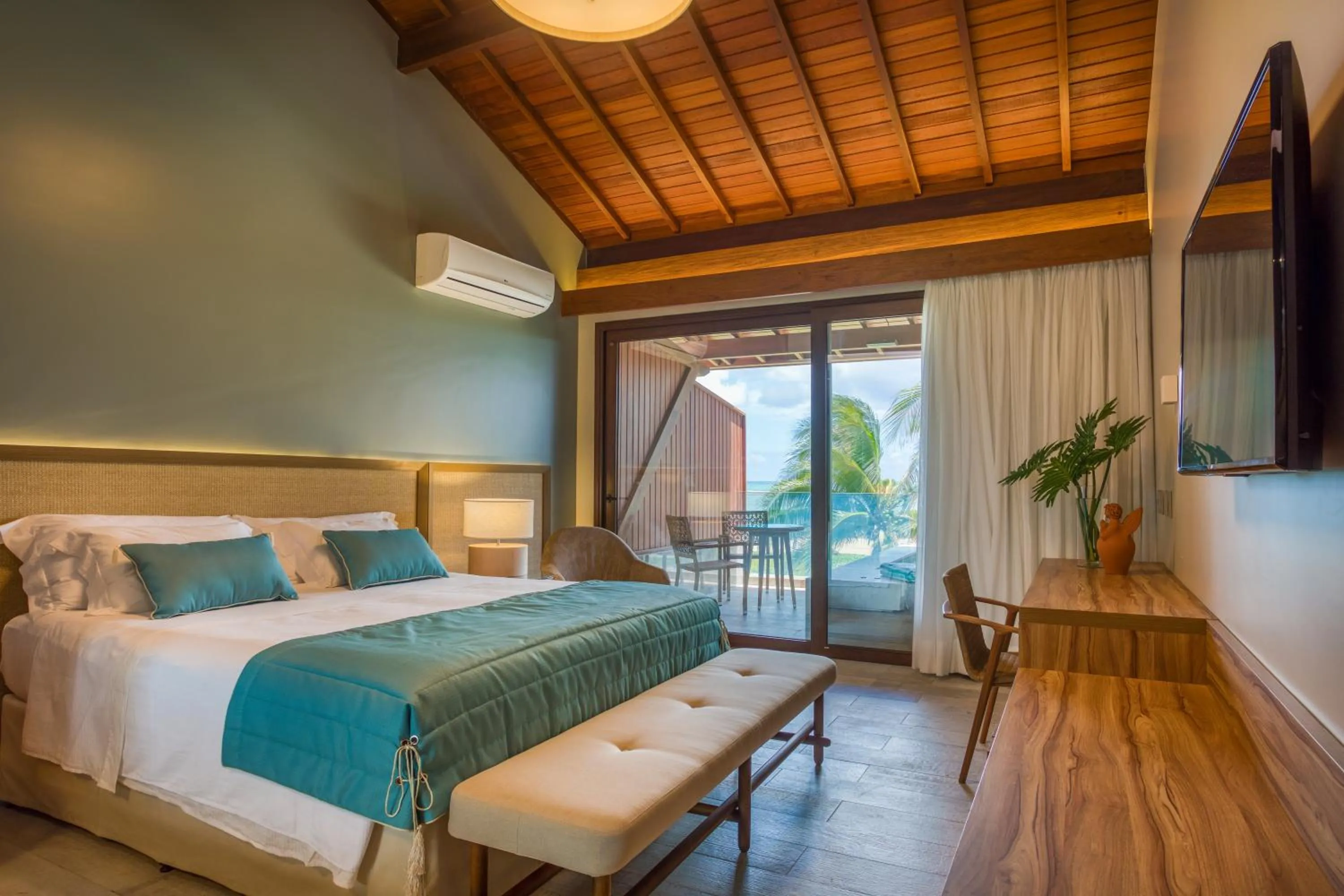 Bed in Serrambi Resort