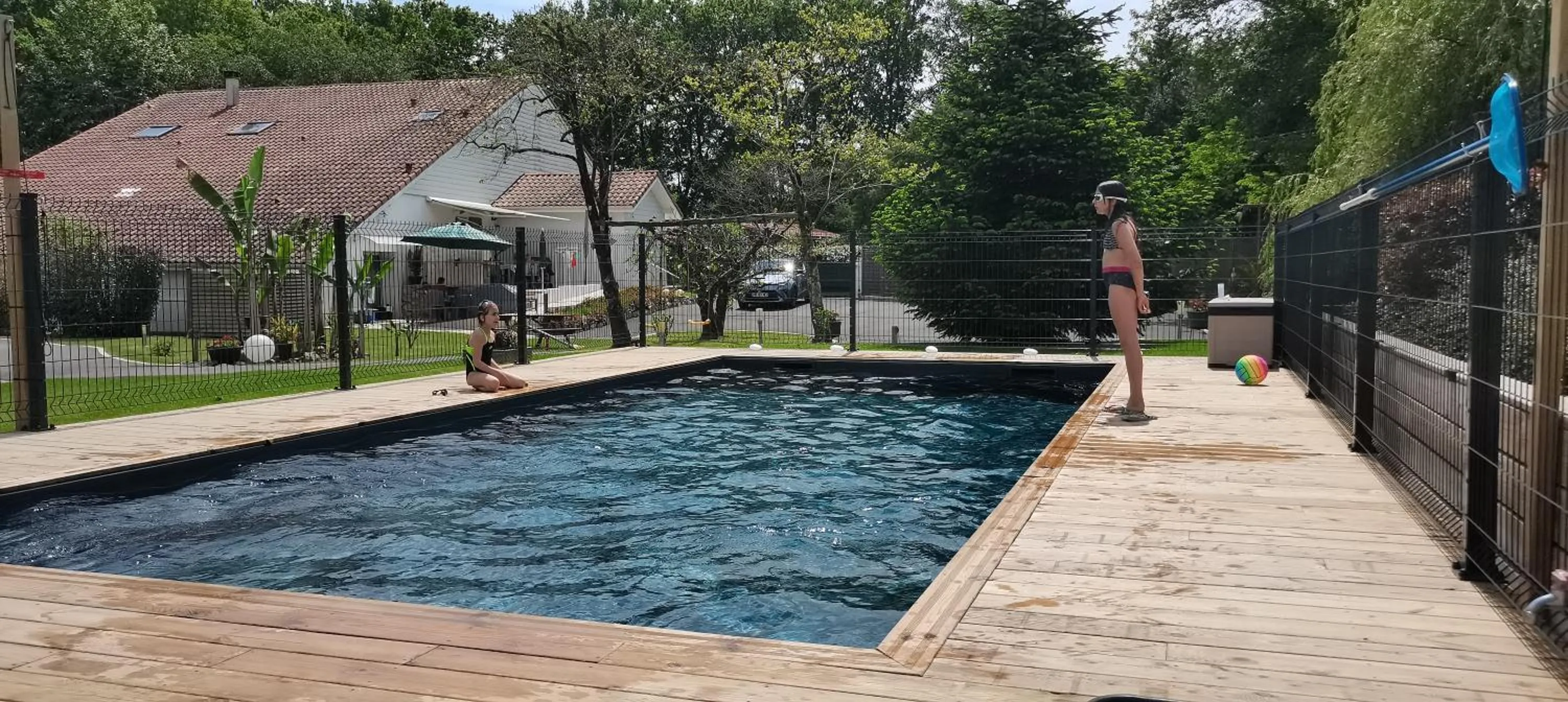 Swimming pool in Au Petit Pédegouaty