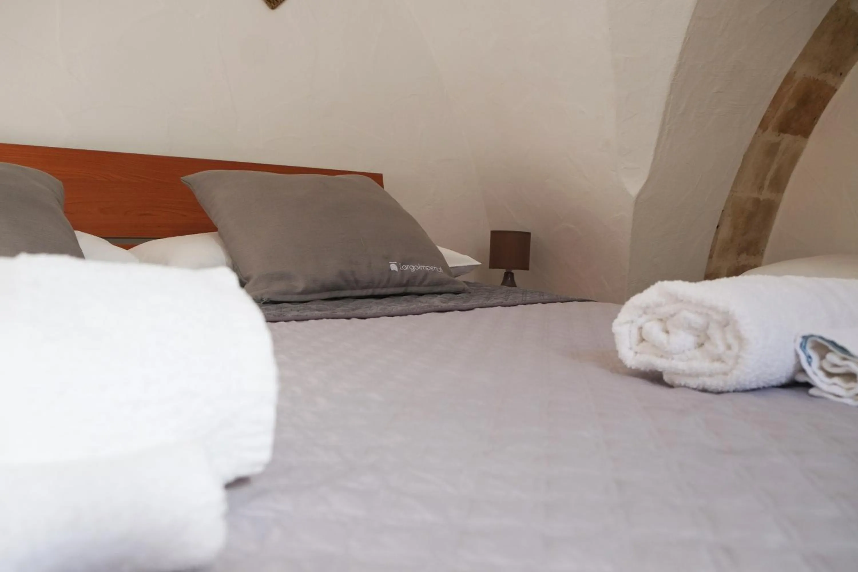 Bed in Largo Imperiali B&B