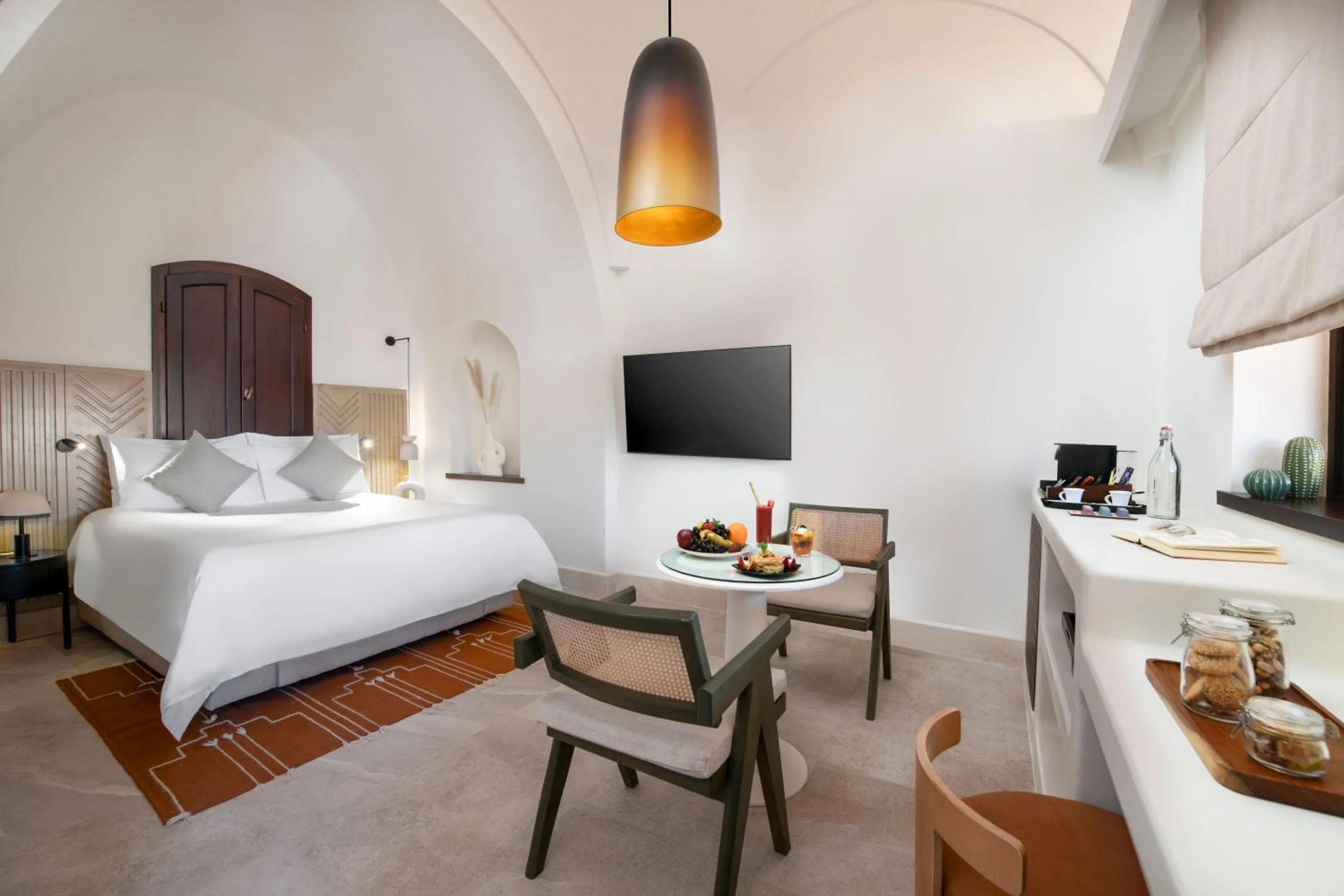 Bedroom, Bed in Movenpick Resort El Quseir