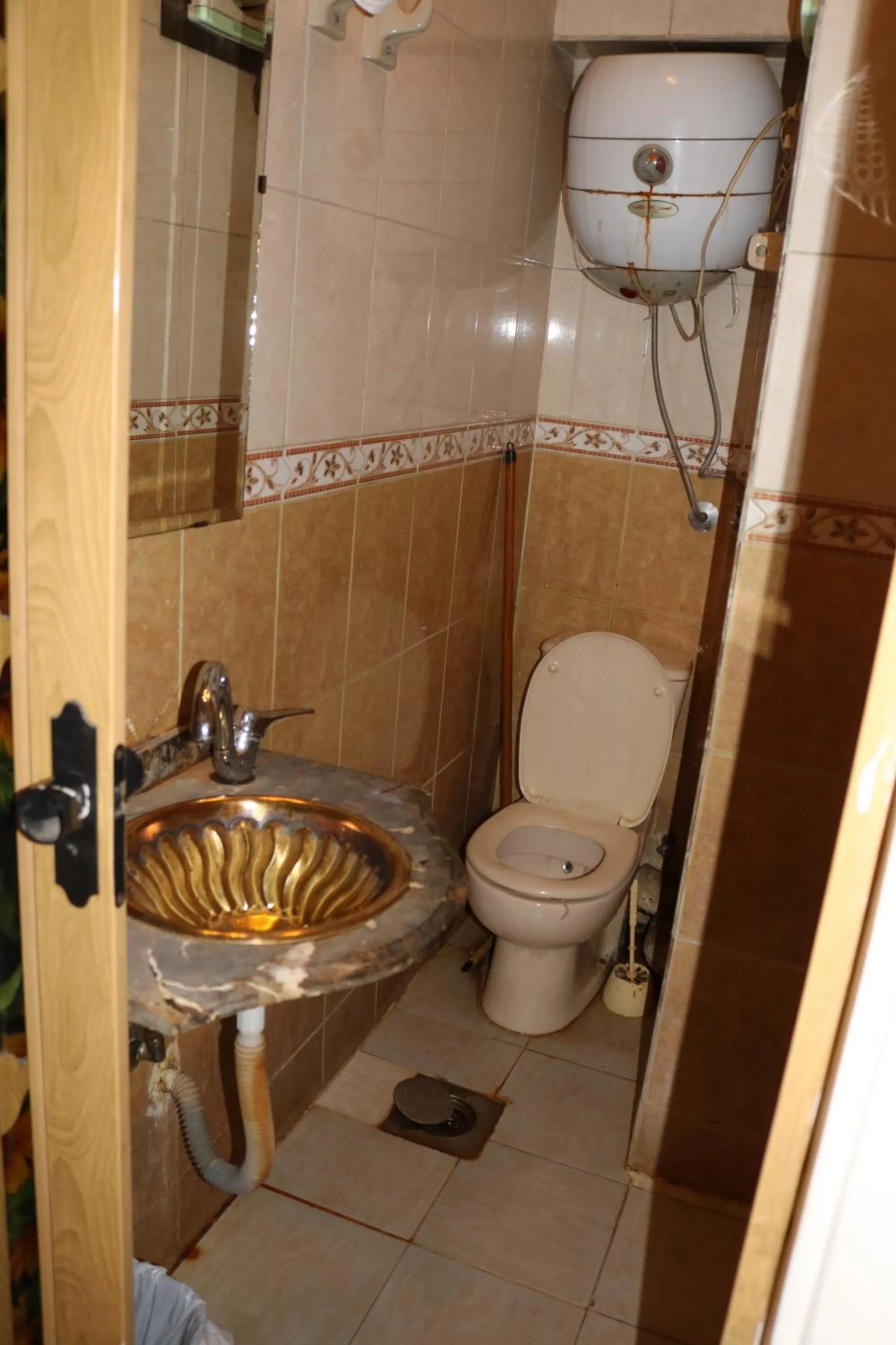 Wake Up! Cairo Hostel