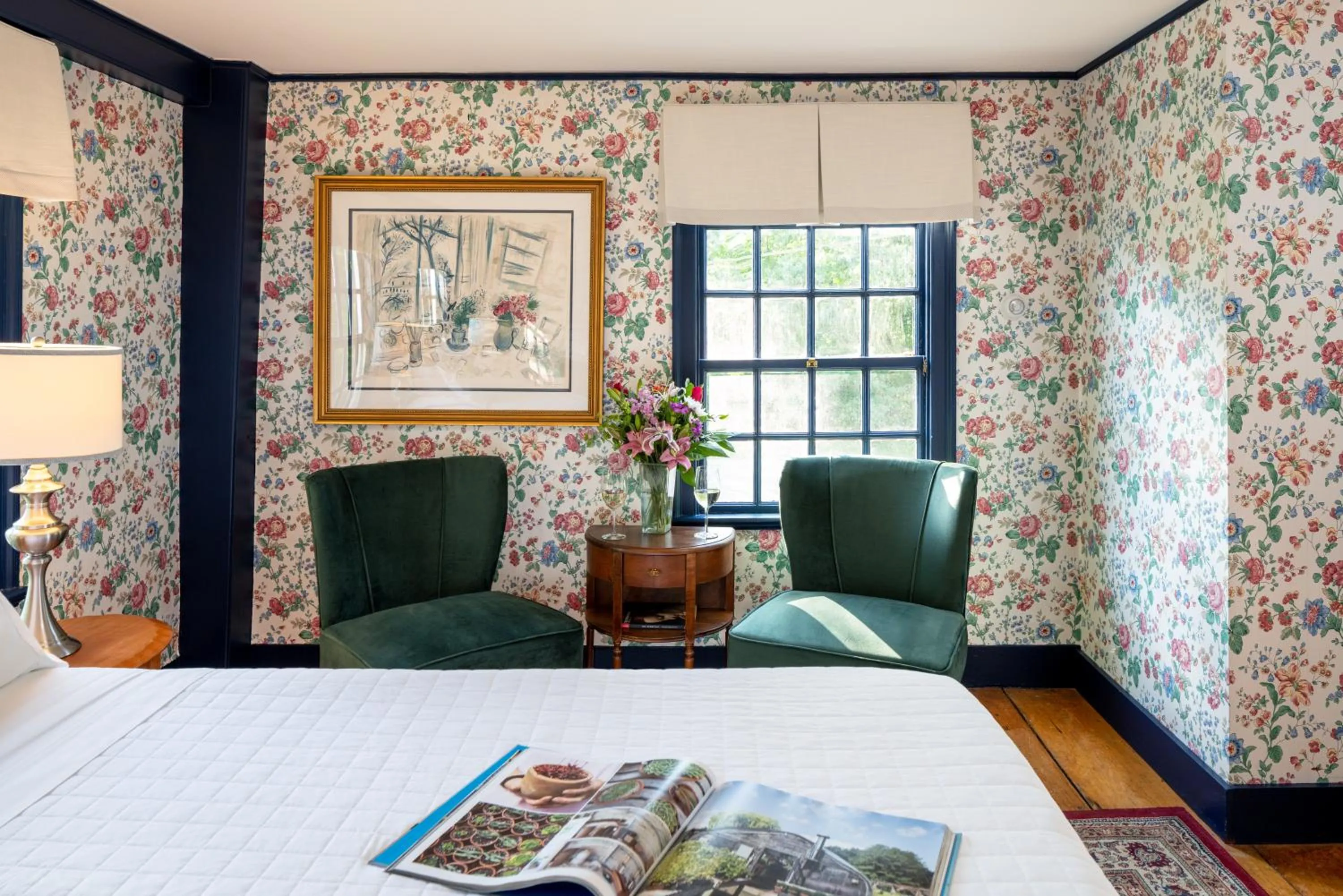 Bed in Waldo Emerson Inn