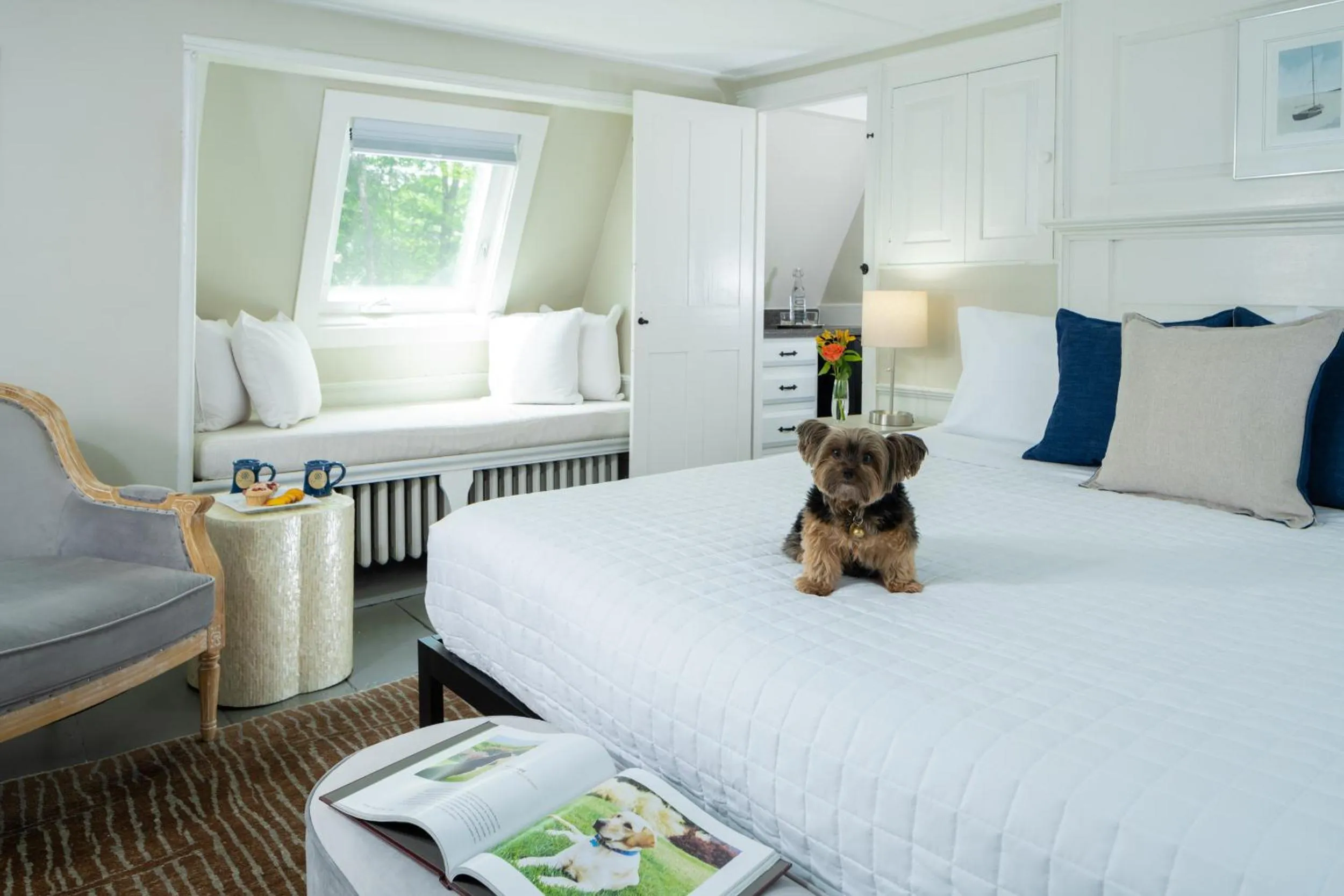 Bed in Waldo Emerson Inn