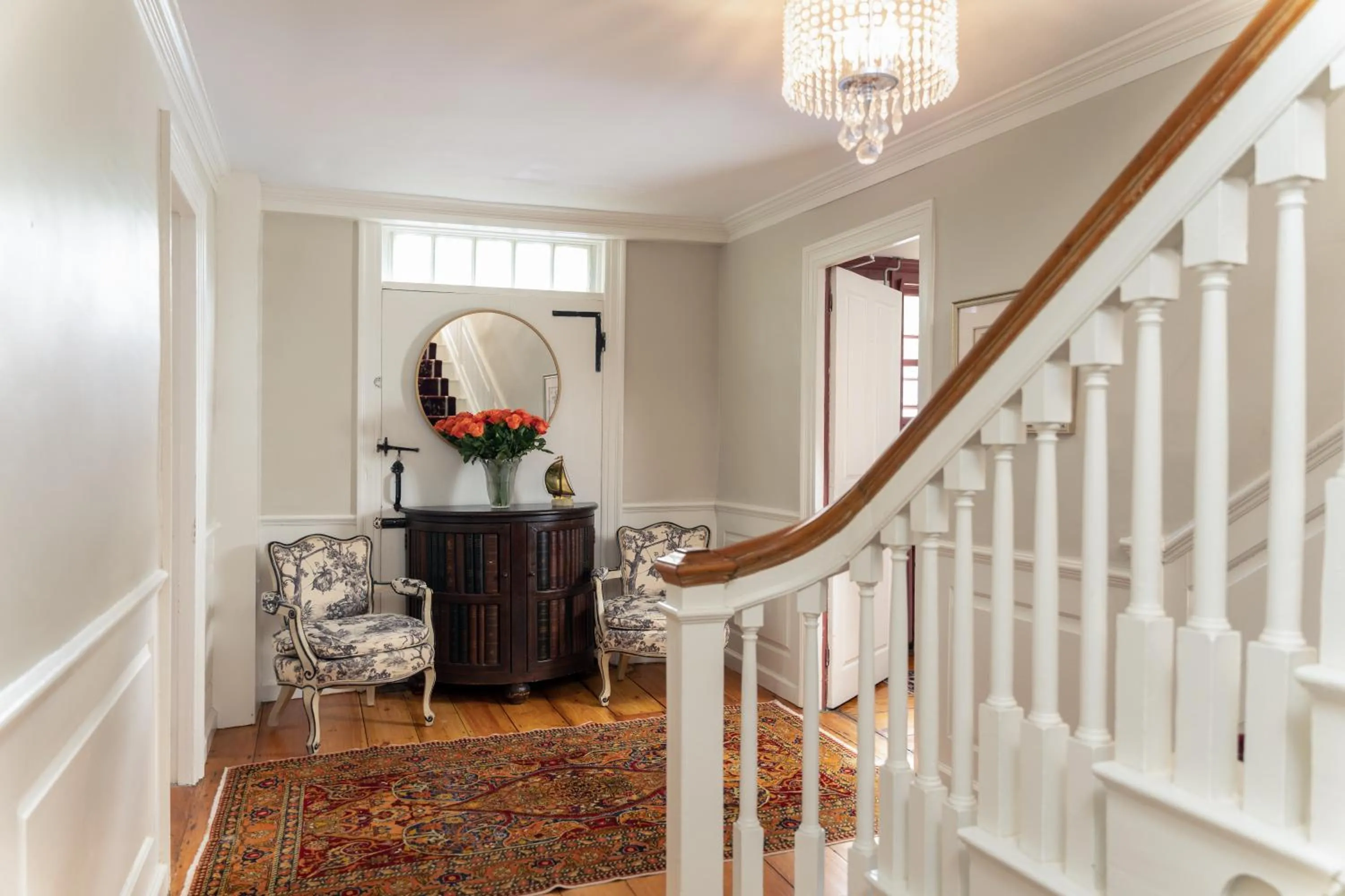 Photo of the whole room in Waldo Emerson Inn