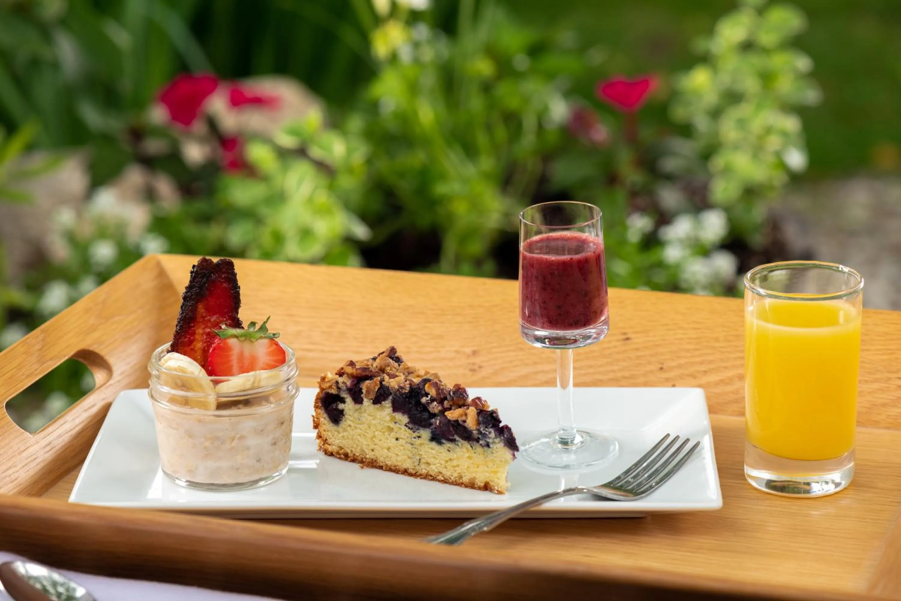 Food and drinks in Waldo Emerson Inn