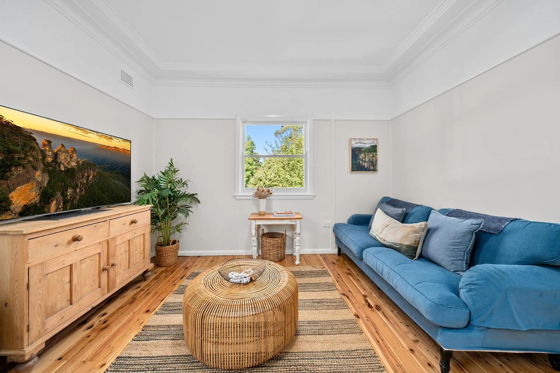 TV and multimedia in Whispering Pines Cottages