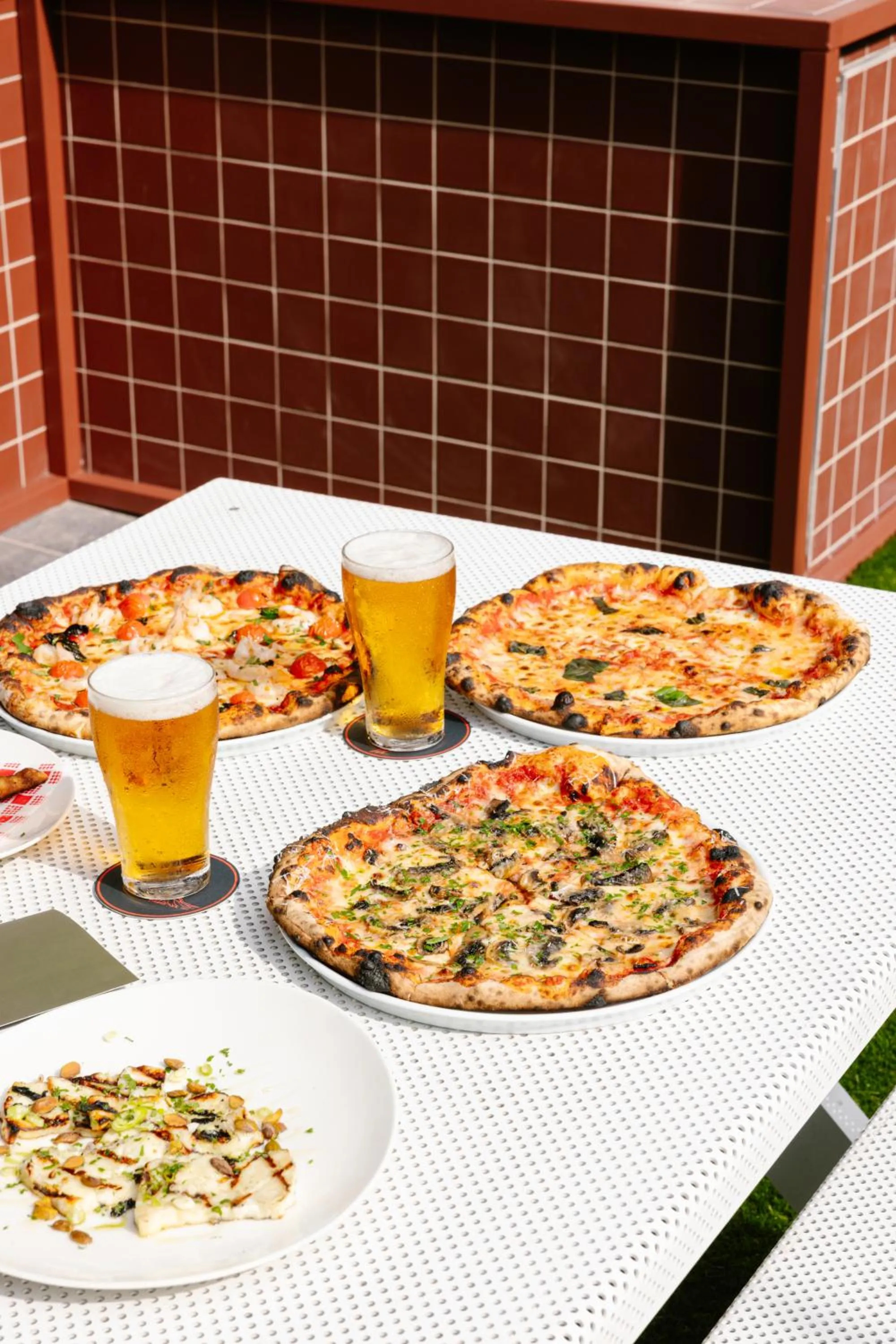 Restaurant/places to eat in Royal Hotel Ryde