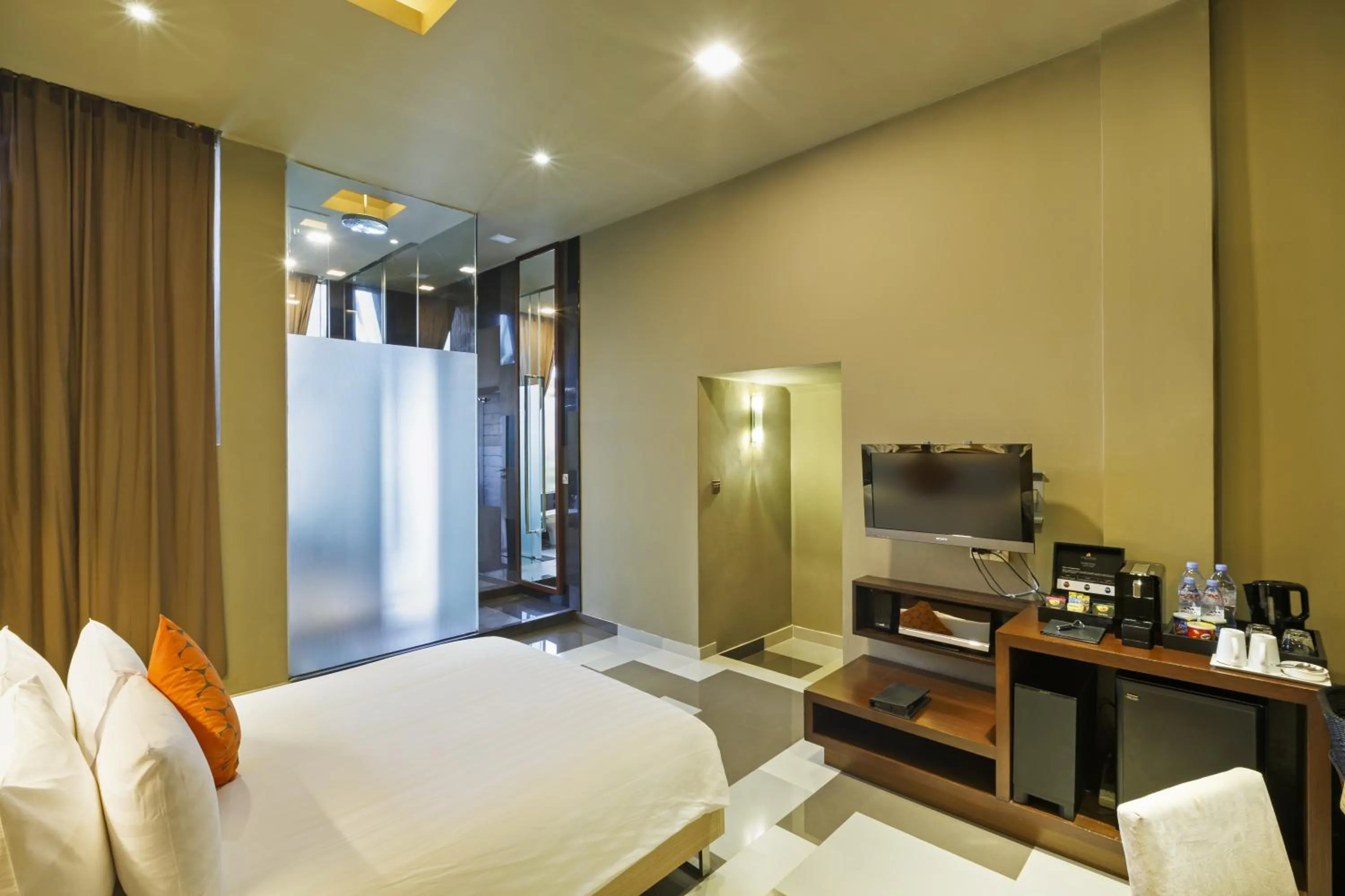 Bedroom, Bed in Impiana Private Villas Kata Noi