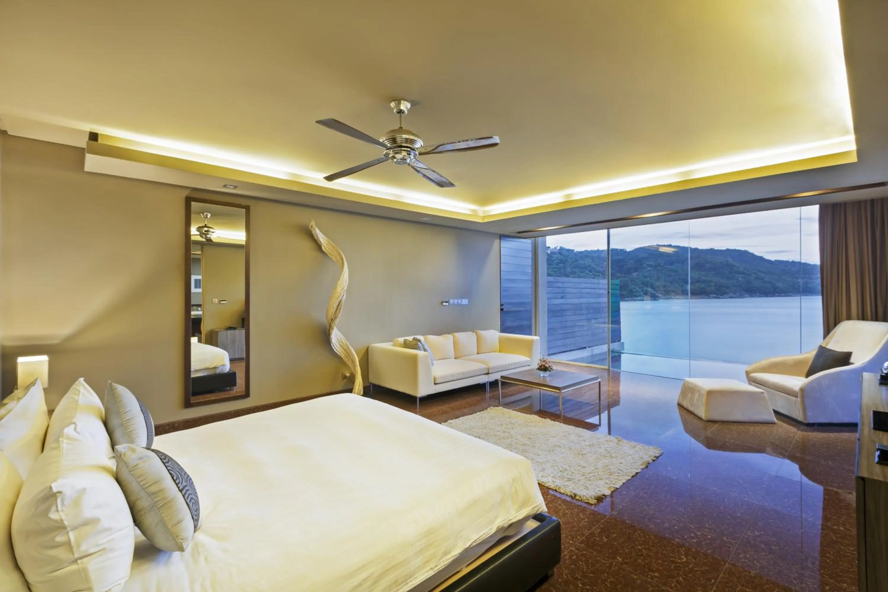 Bedroom, Bed in Impiana Private Villas Kata Noi