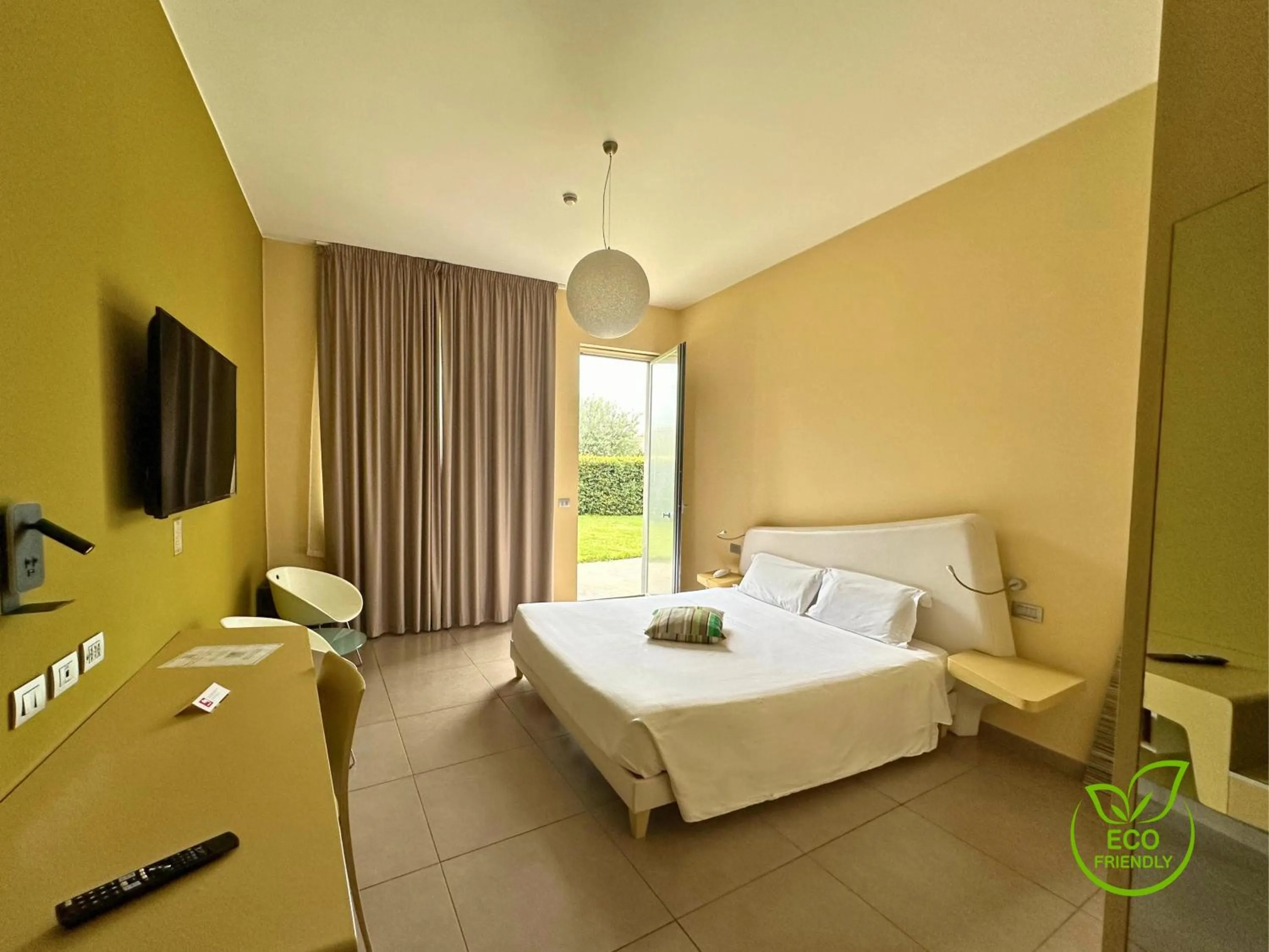 Bed in ibis Styles Catania Acireale