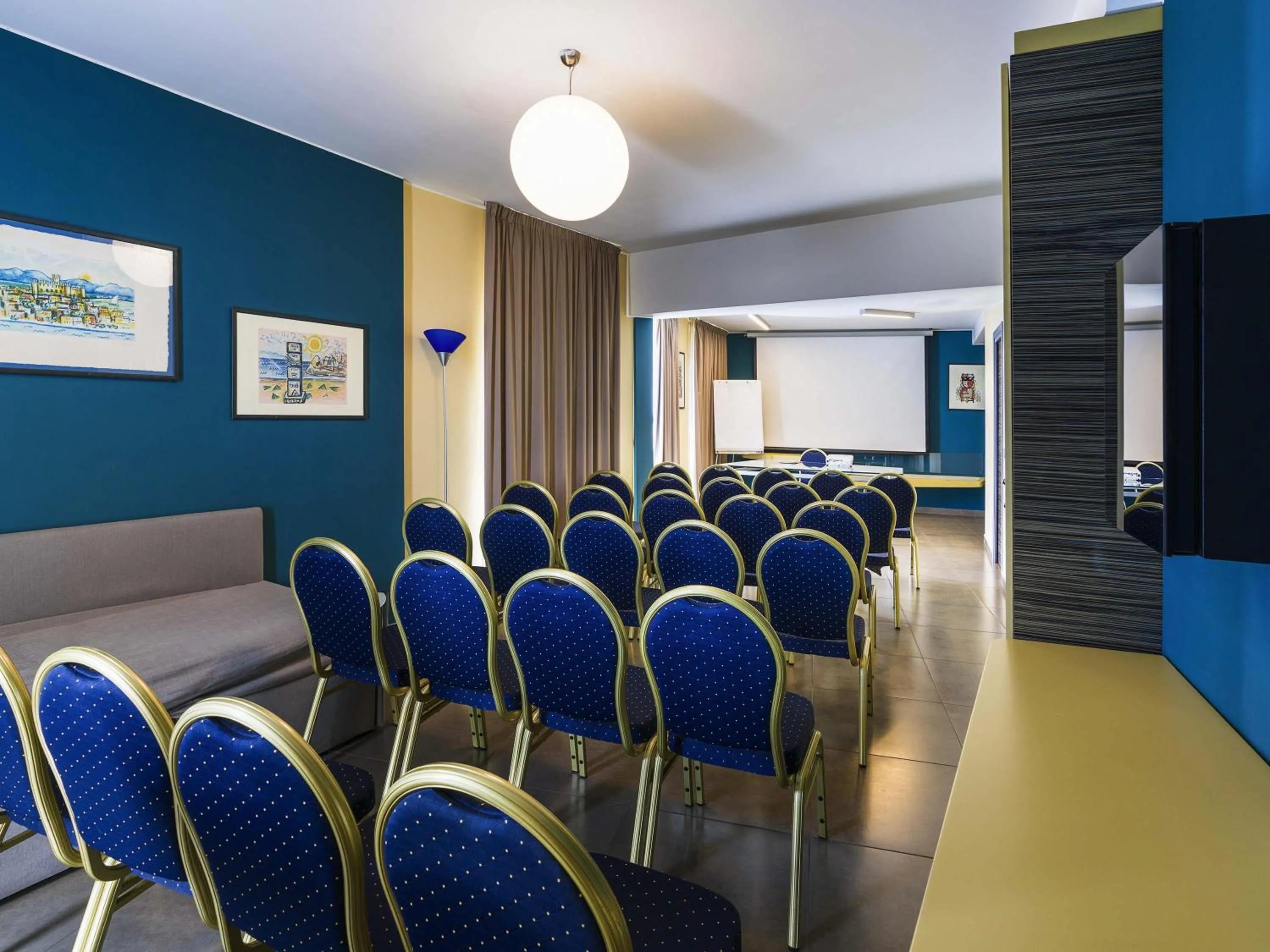 Meeting/conference room in ibis Styles Catania Acireale