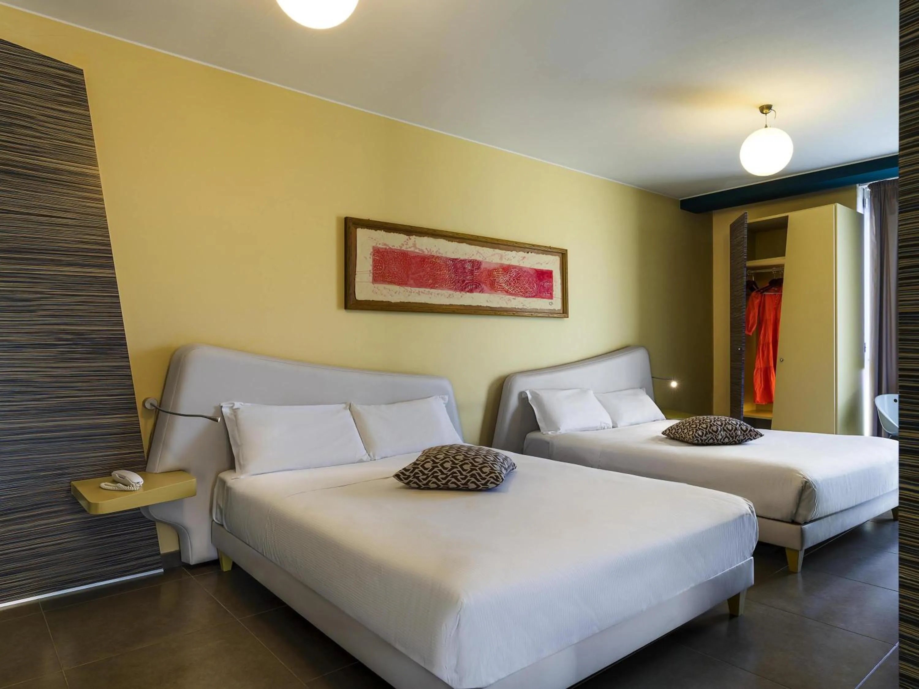 Bedroom, Bed in ibis Styles Catania Acireale