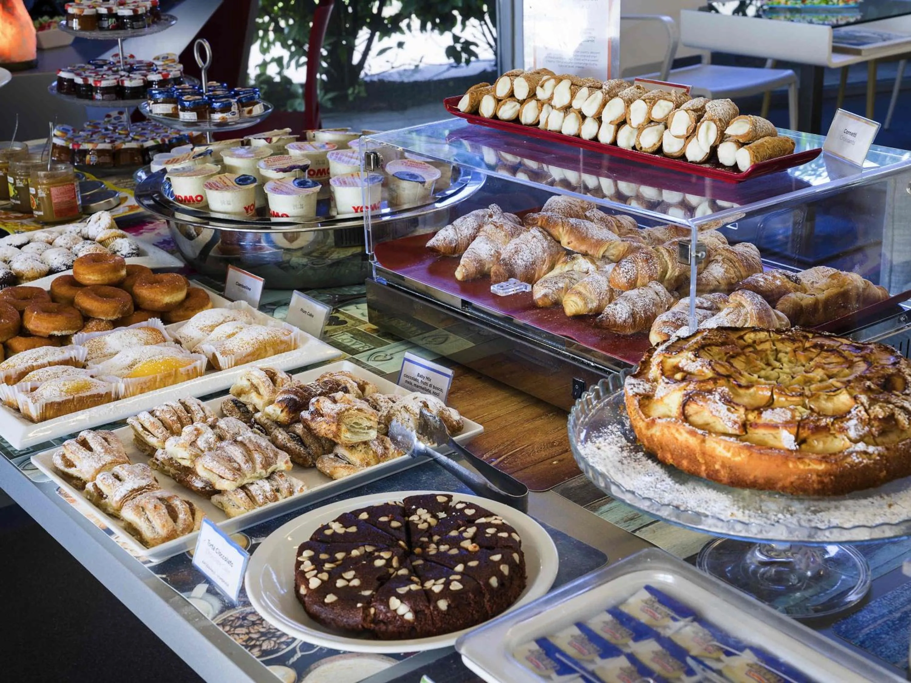 Breakfast in ibis Styles Catania Acireale