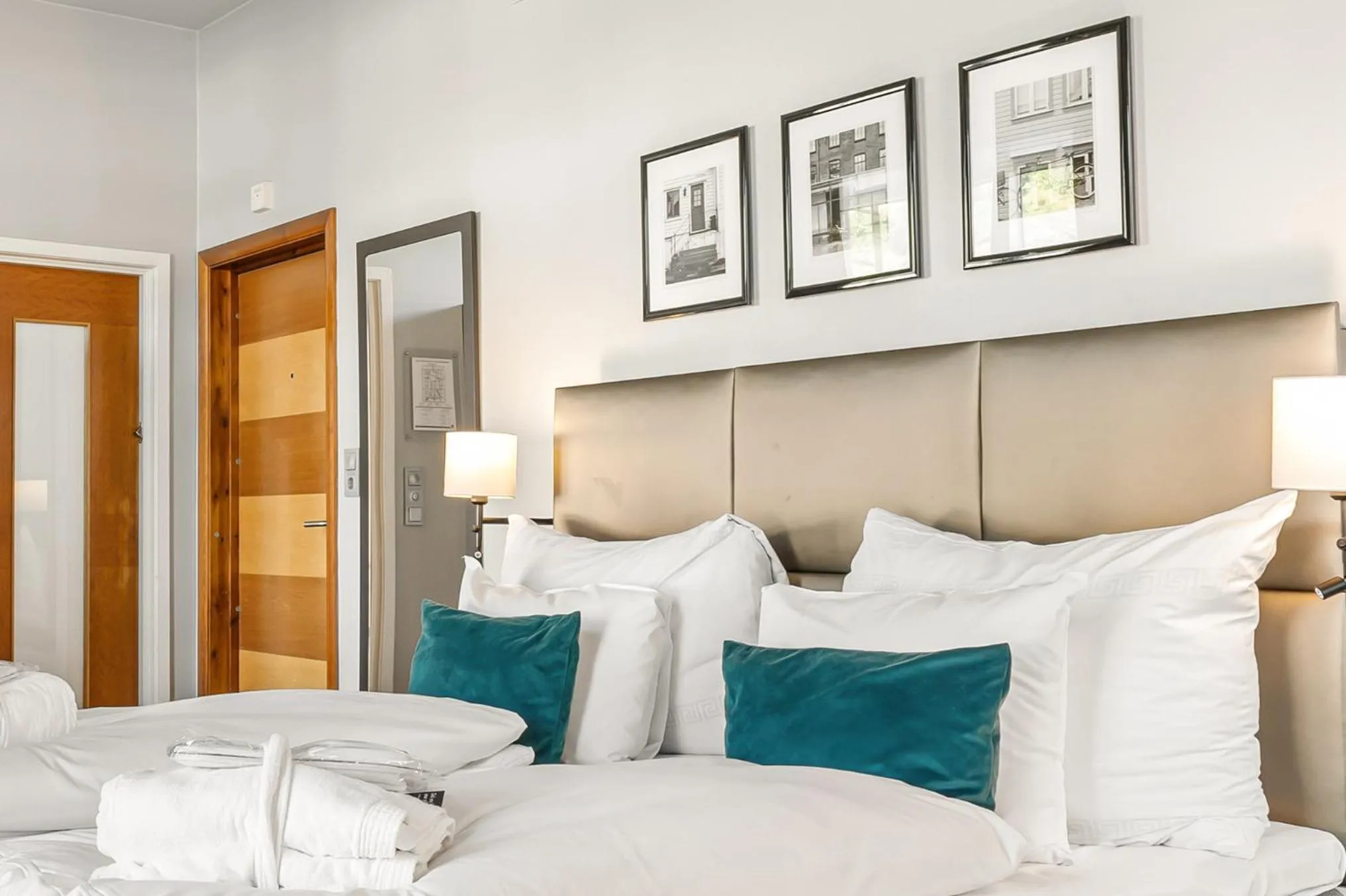 Bed in Clarion Hotel Admiral