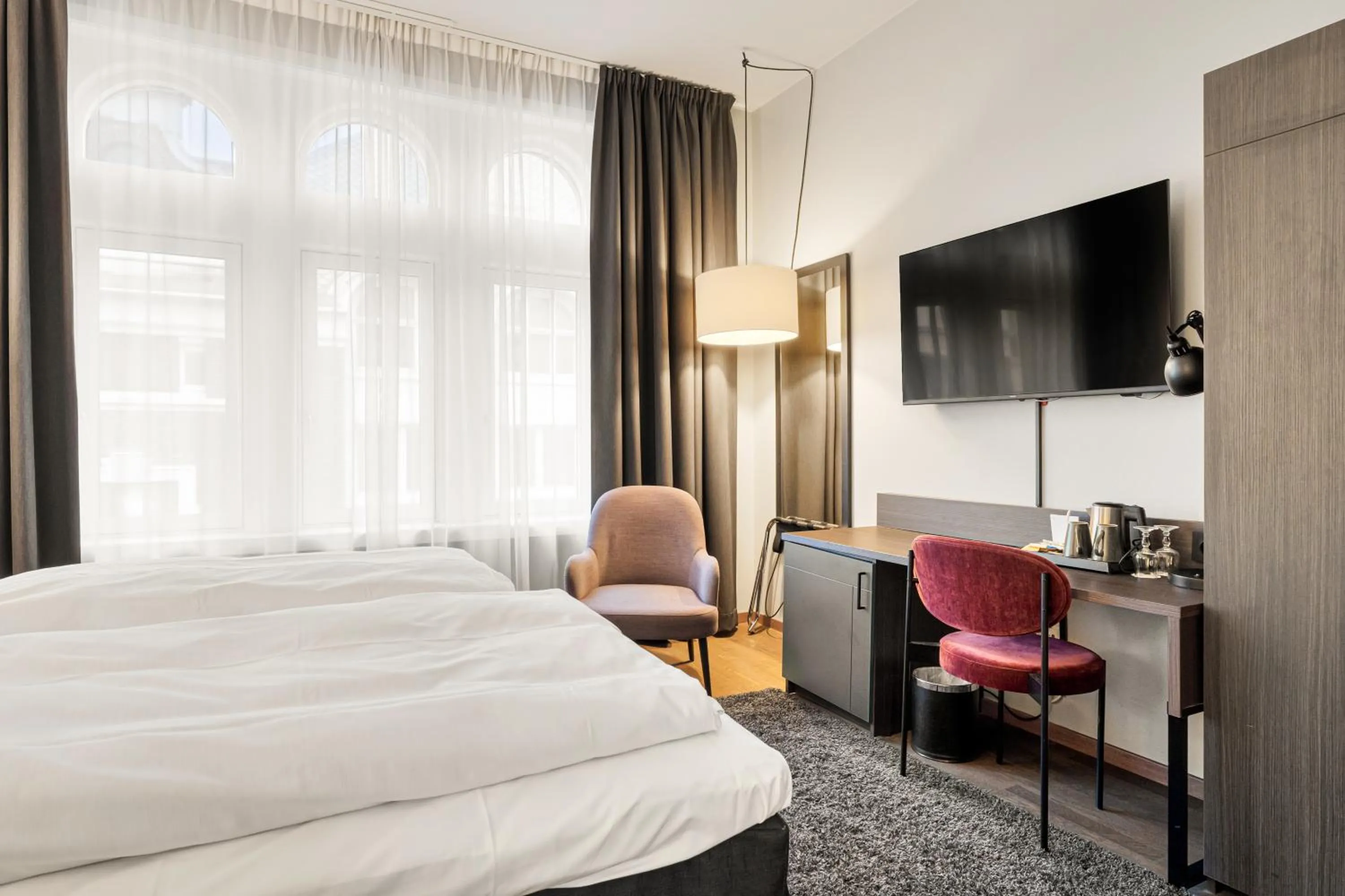 Bed in Clarion Hotel Admiral