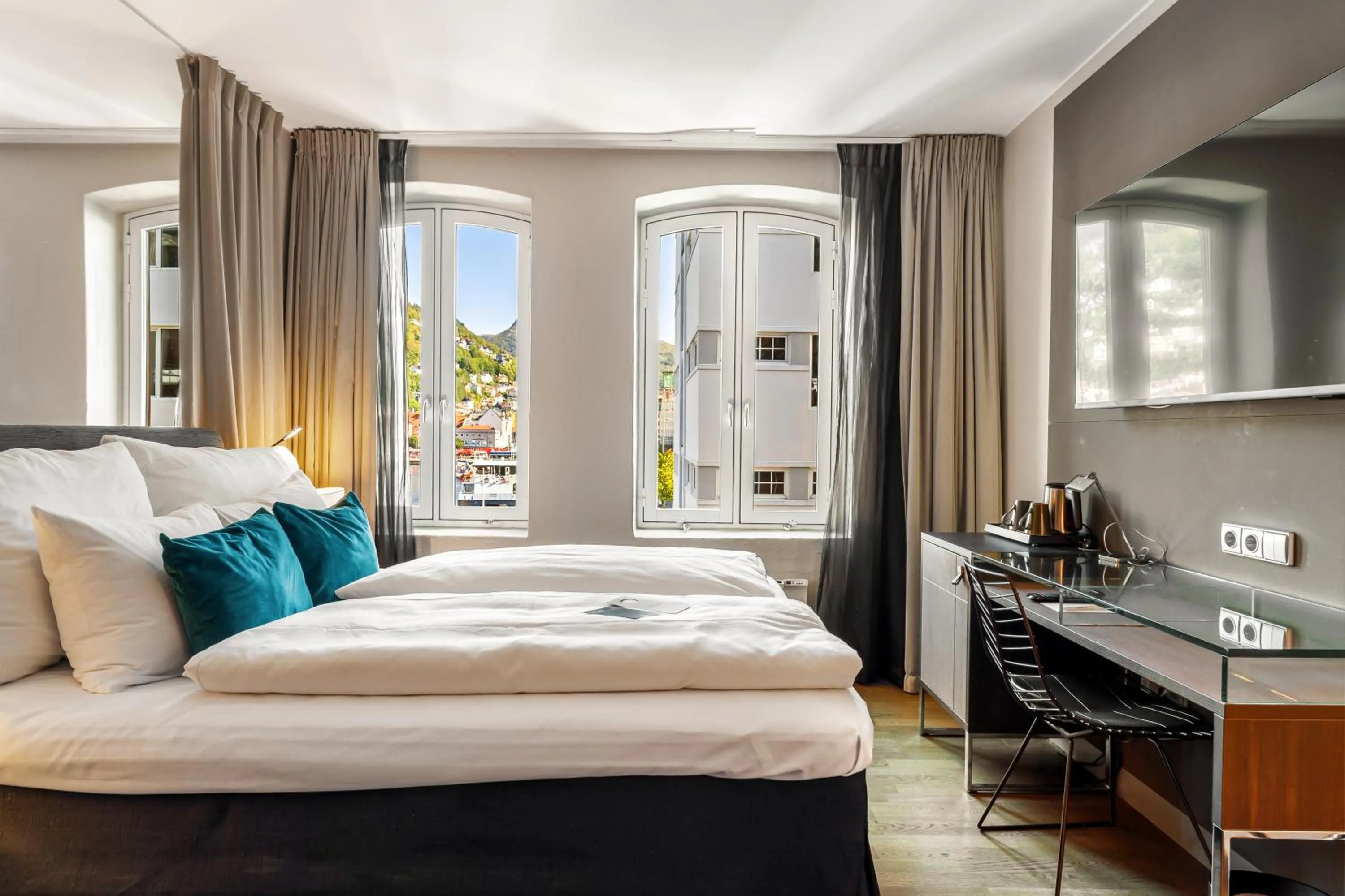 Bed in Clarion Hotel Admiral