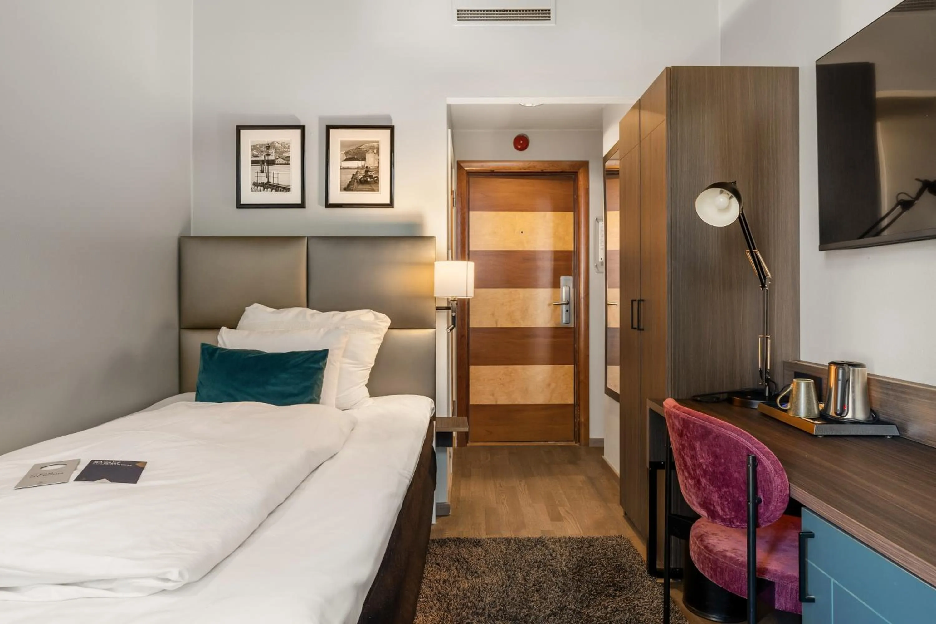 Bed in Clarion Hotel Admiral