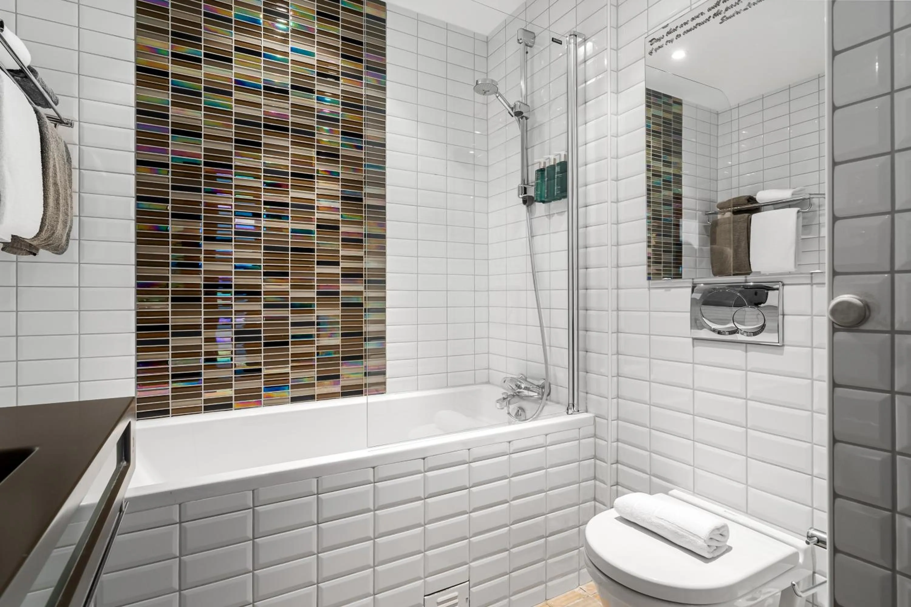 Clarion Hotel Admiral