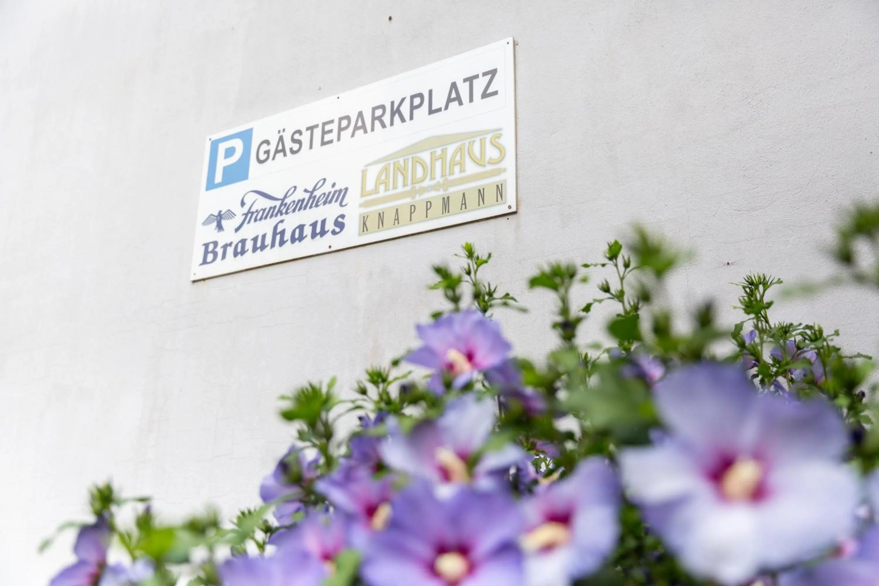 Parking in Hotel Landhaus Knappmann
