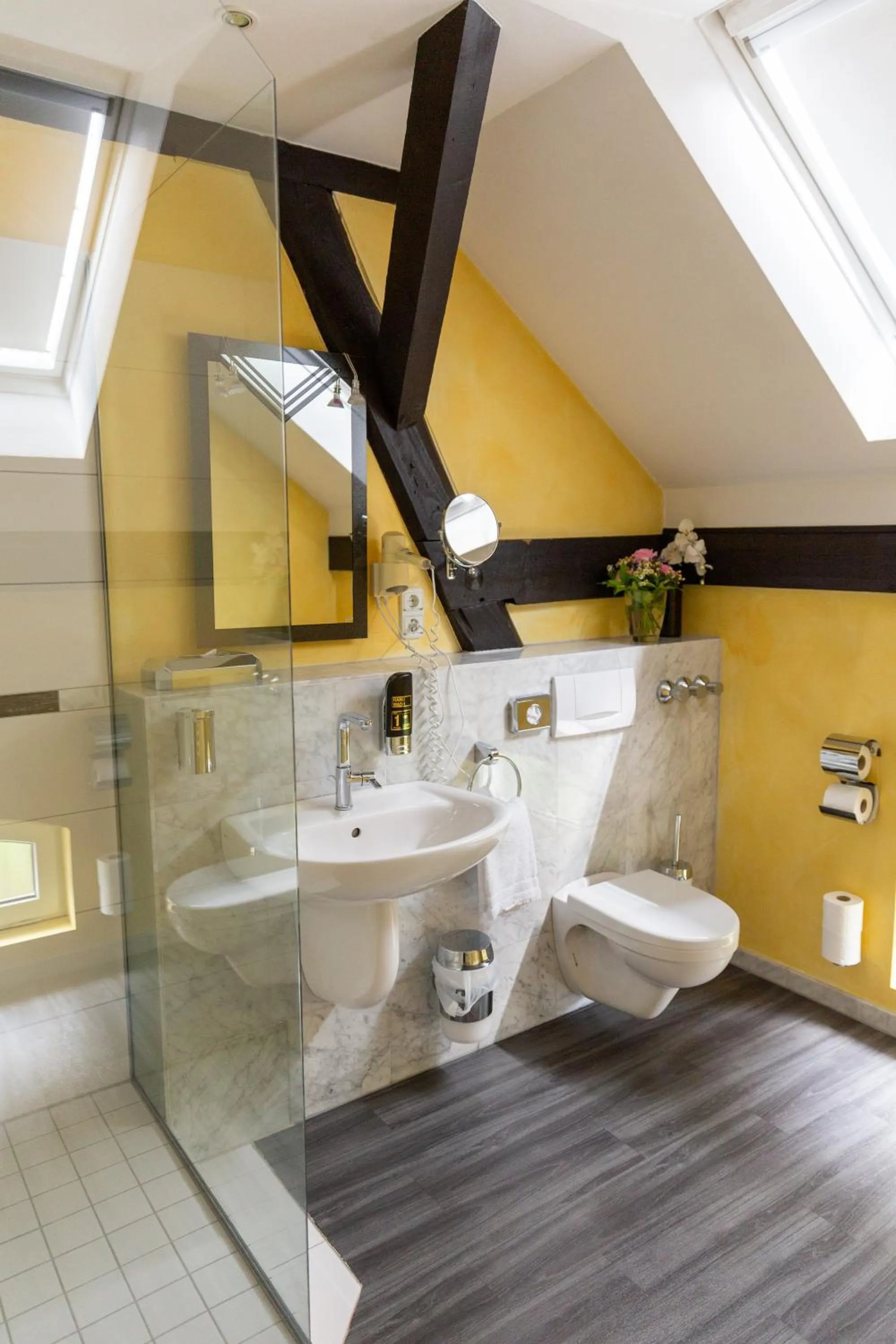 Bathroom in Hotel Landhaus Knappmann