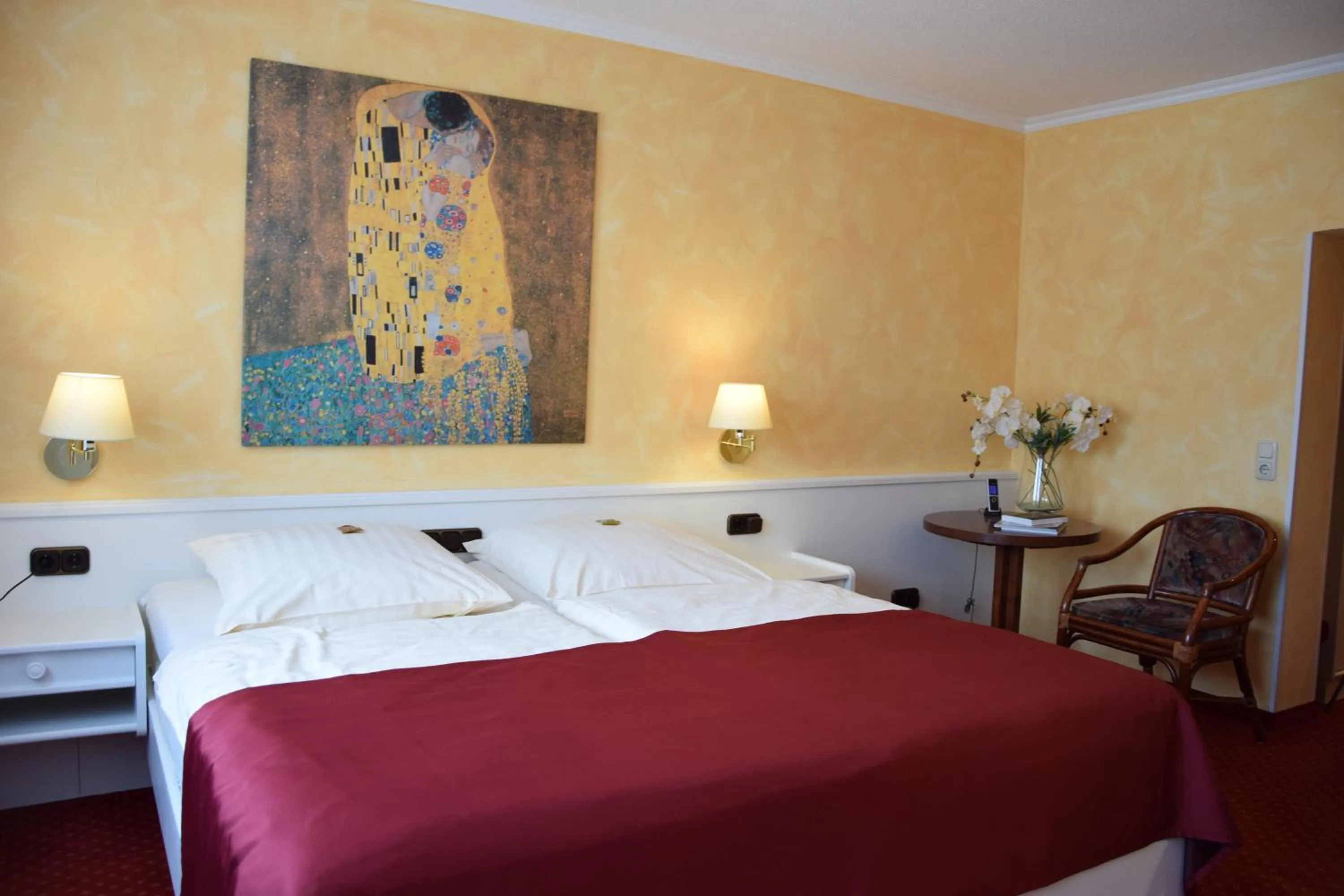 Photo of the whole room, Bed in Hotel Landhaus Knappmann