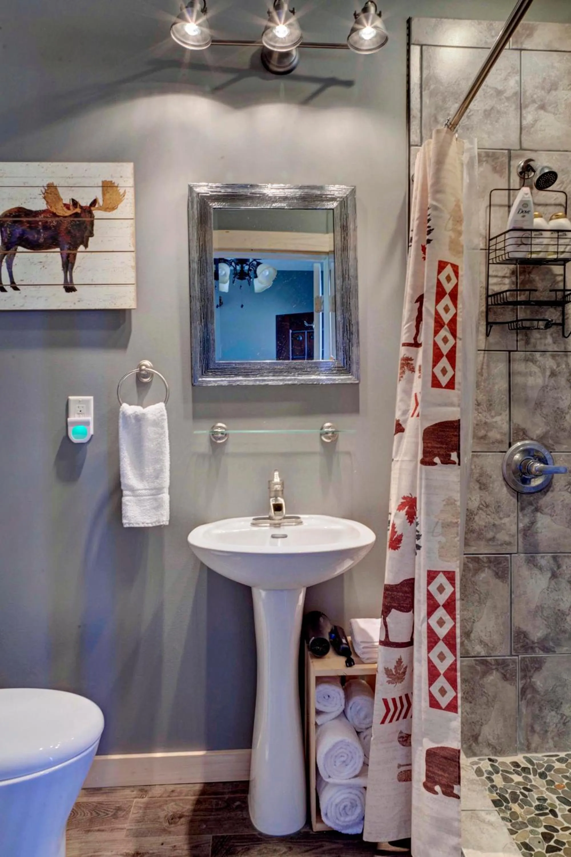 Bathroom in Mountain Haven Cabins