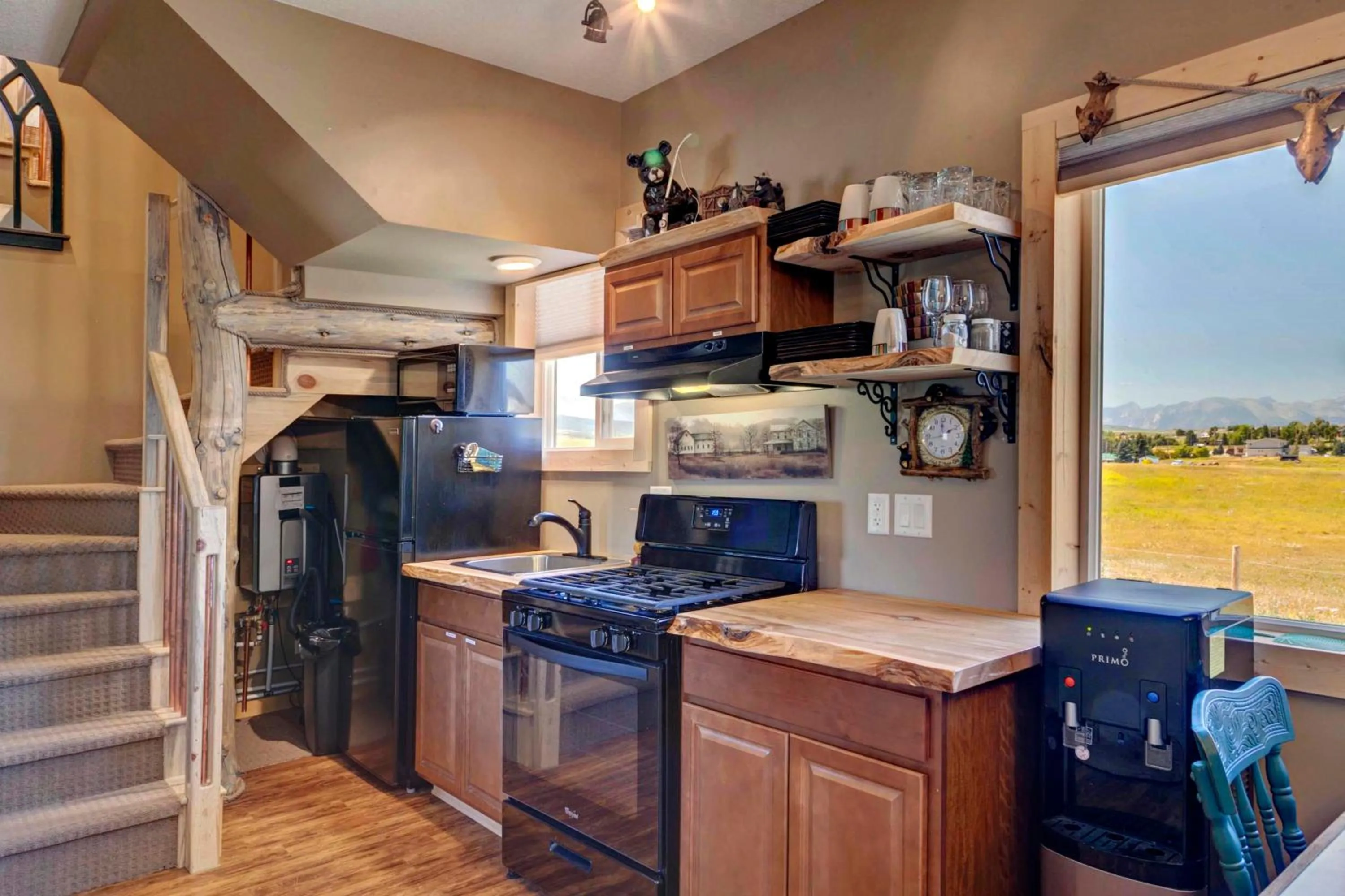 Photo of the whole room in Mountain Haven Cabins