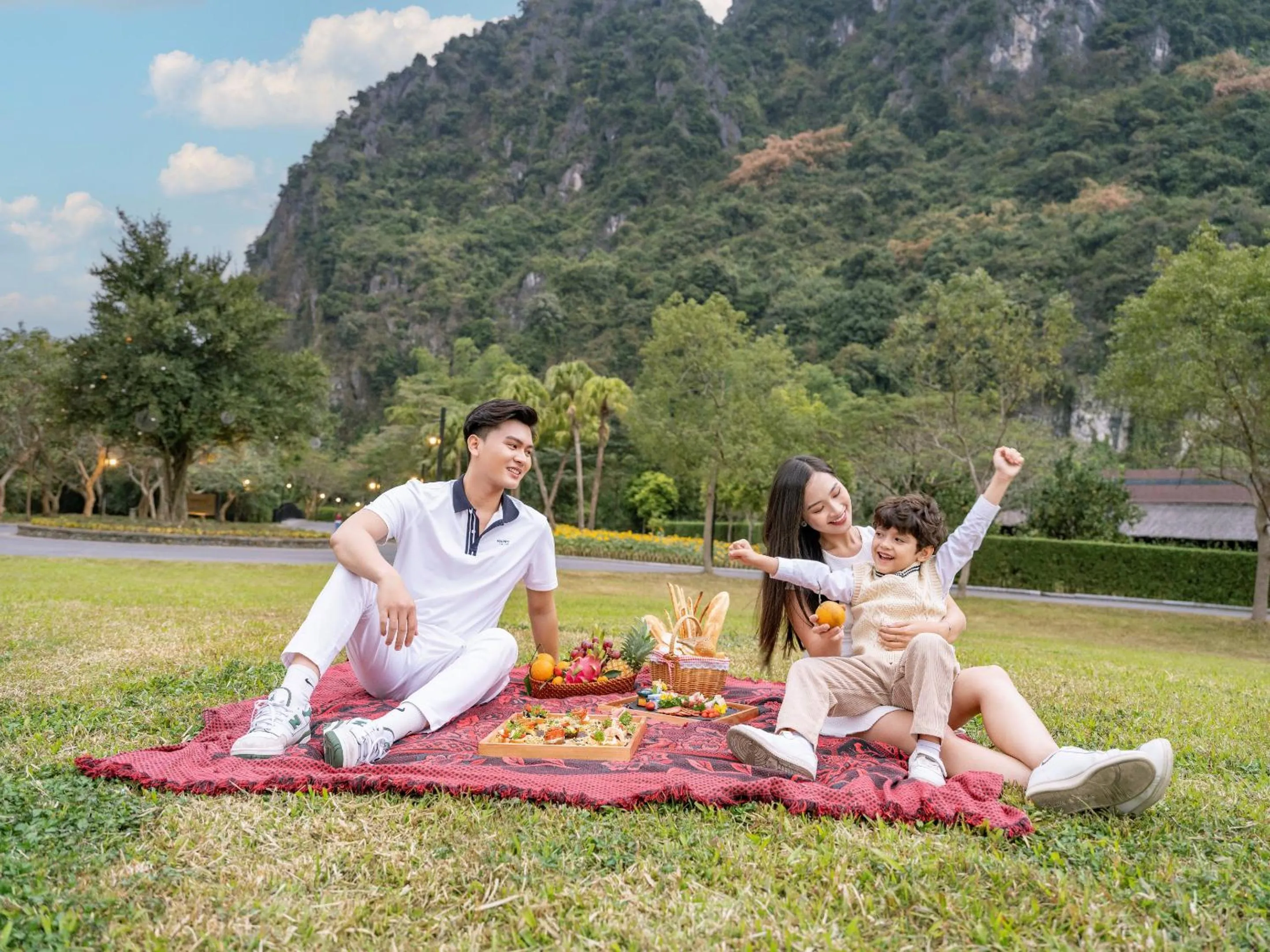 Activities in Serena Kim Boi Resort - Hoa Binh