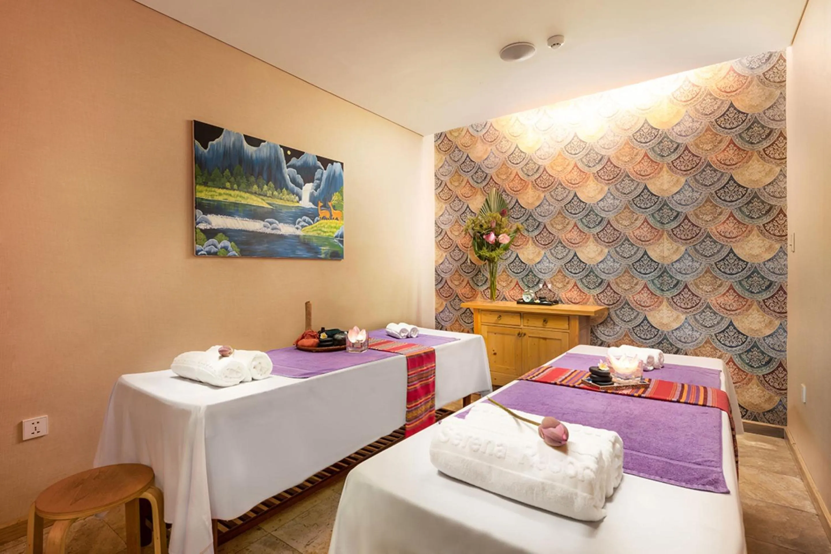 Massage, Bed in Serena Kim Boi Resort - Hoa Binh