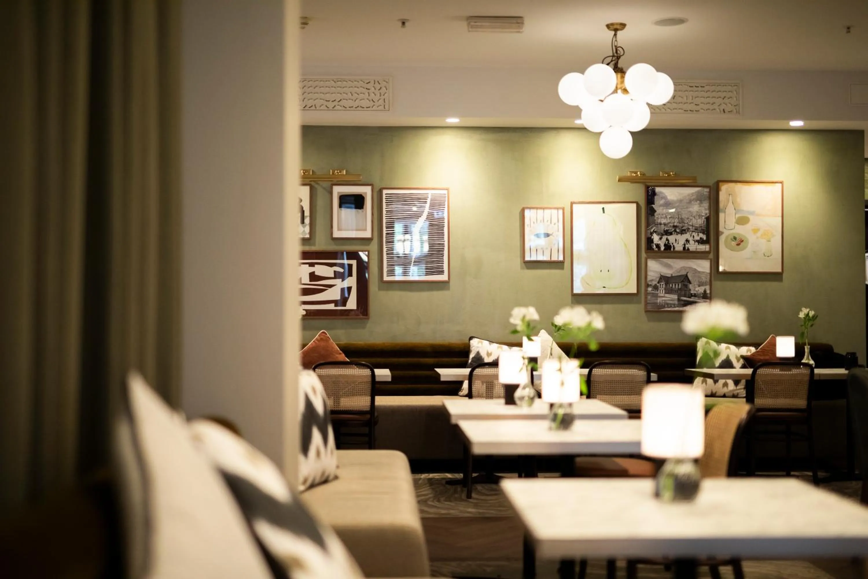 Restaurant/places to eat in Home Hotel Havnekontoret